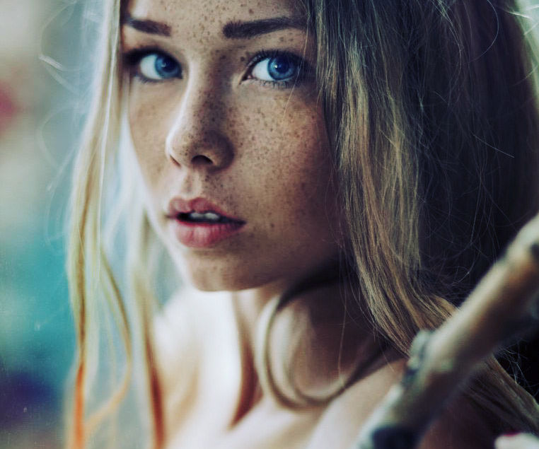 How to Make a Instagram Clarendon Filter Effect - Adobe Photoshop CC 2015 Tutorial - GraphixTV 