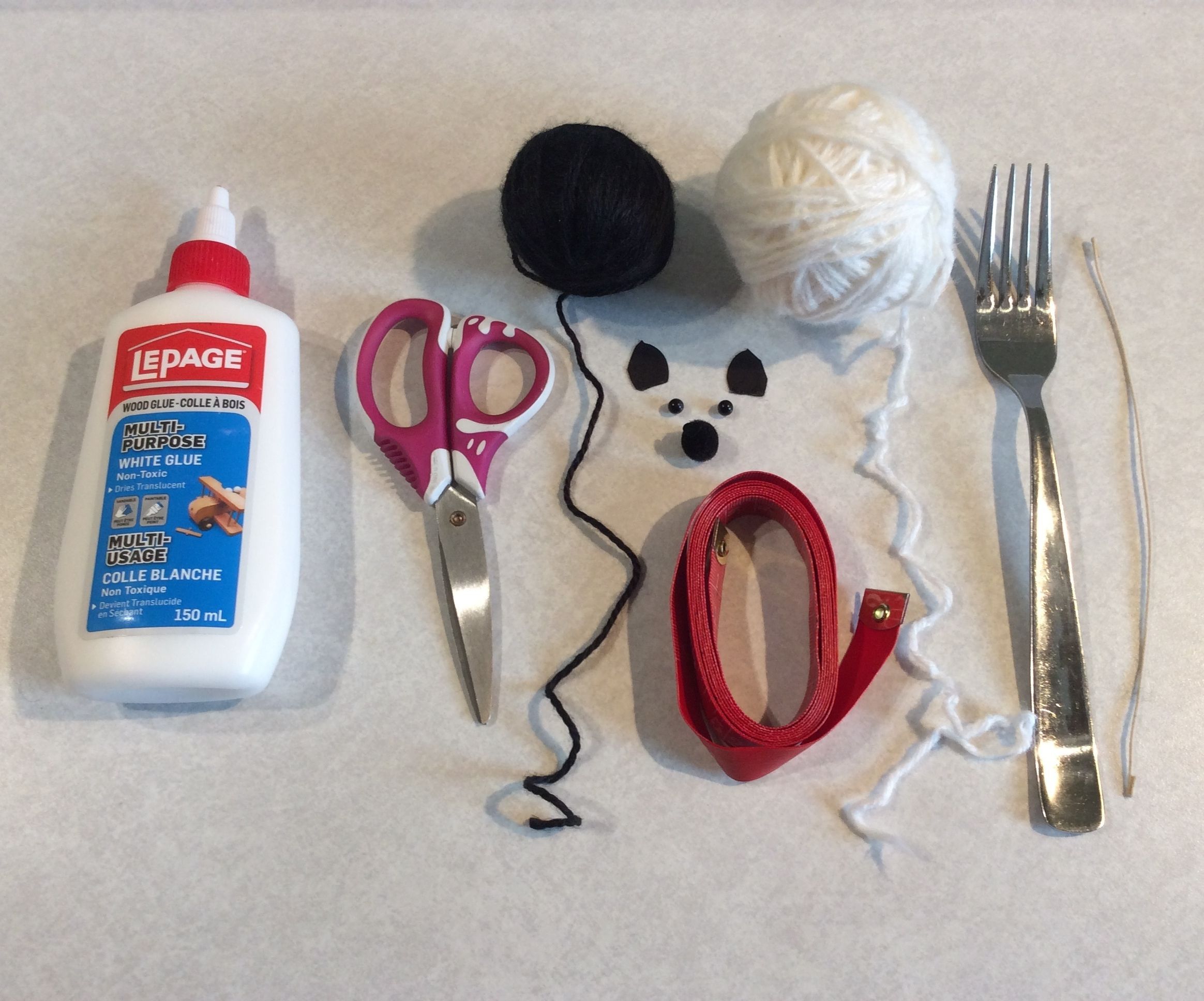 How to Make a Pom Pom Skunk