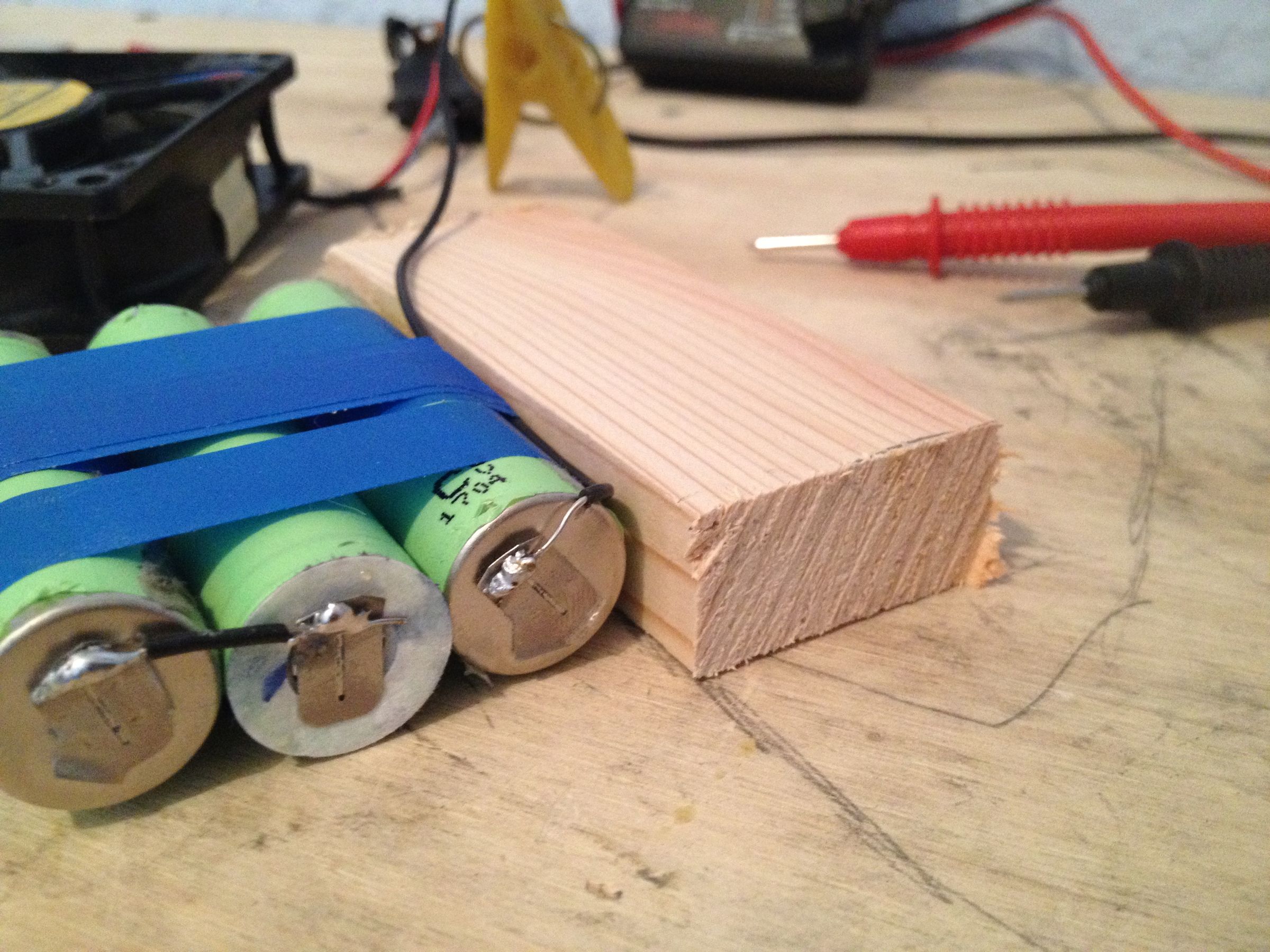 Free Battery Powered Fan With 20 Hour Life : 4 Steps - Instructables