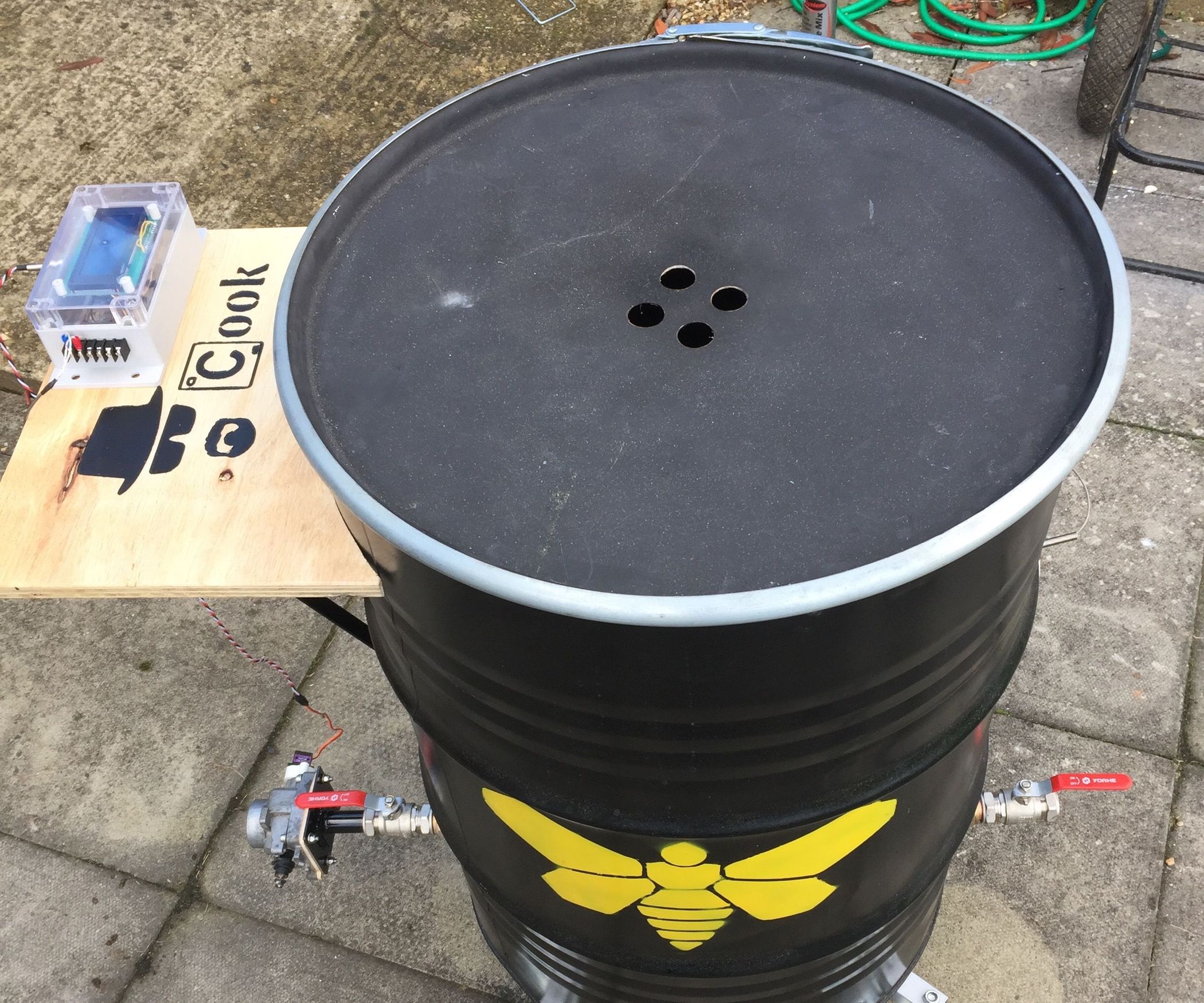 Smoking Bad (Ugly Drum Smoker) 9 Steps (with Pictures) Instructables