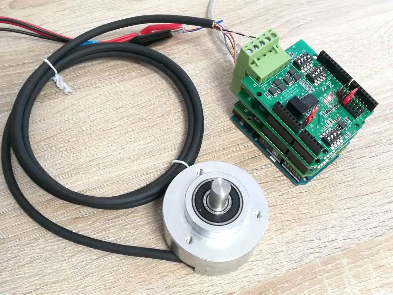How to Use Industrial Encoders With Arduino : 6 Steps - Instructables
