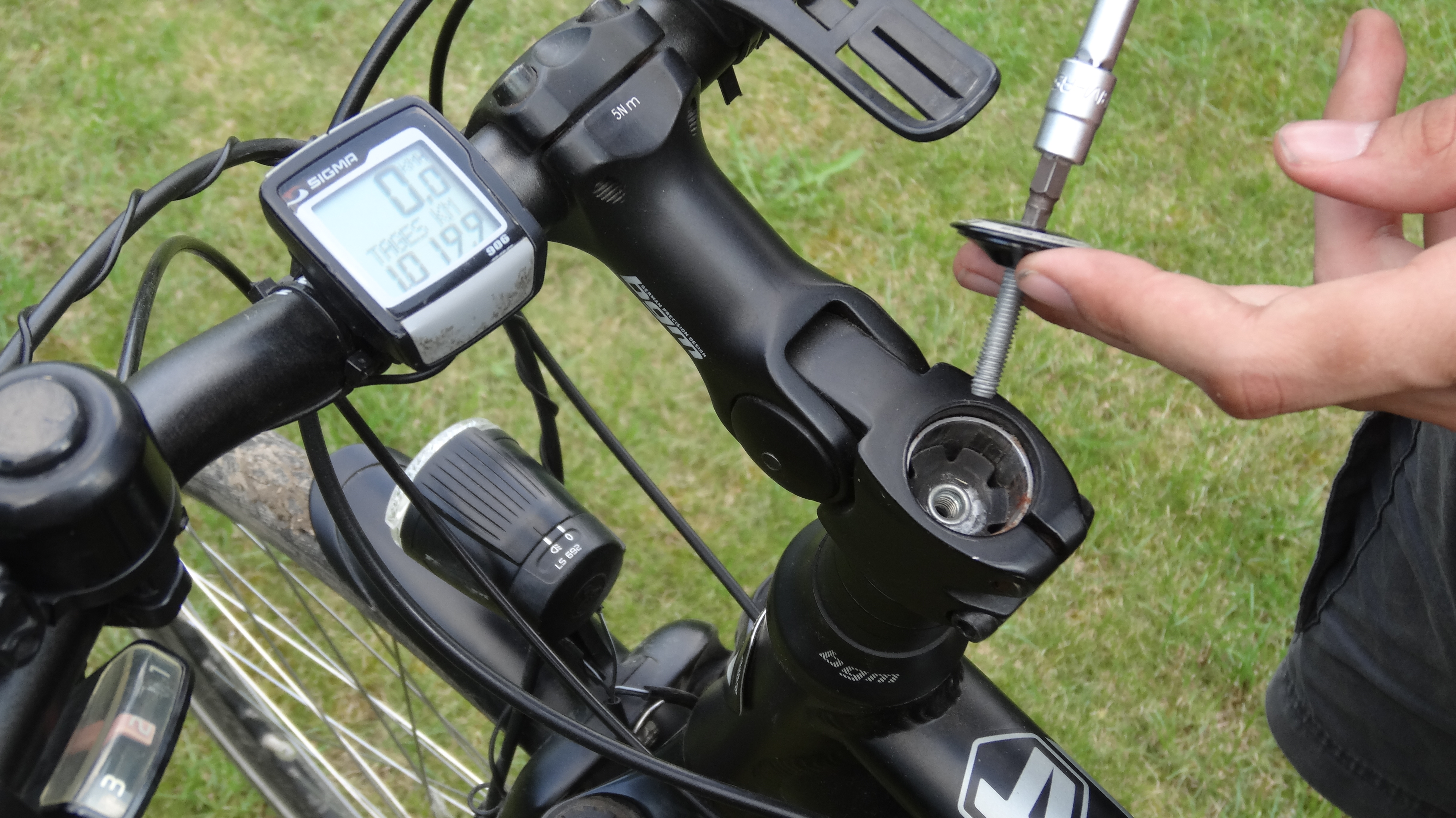 10€ BICYCLE USB CHARGER 11 Steps (with Pictures) Instructables