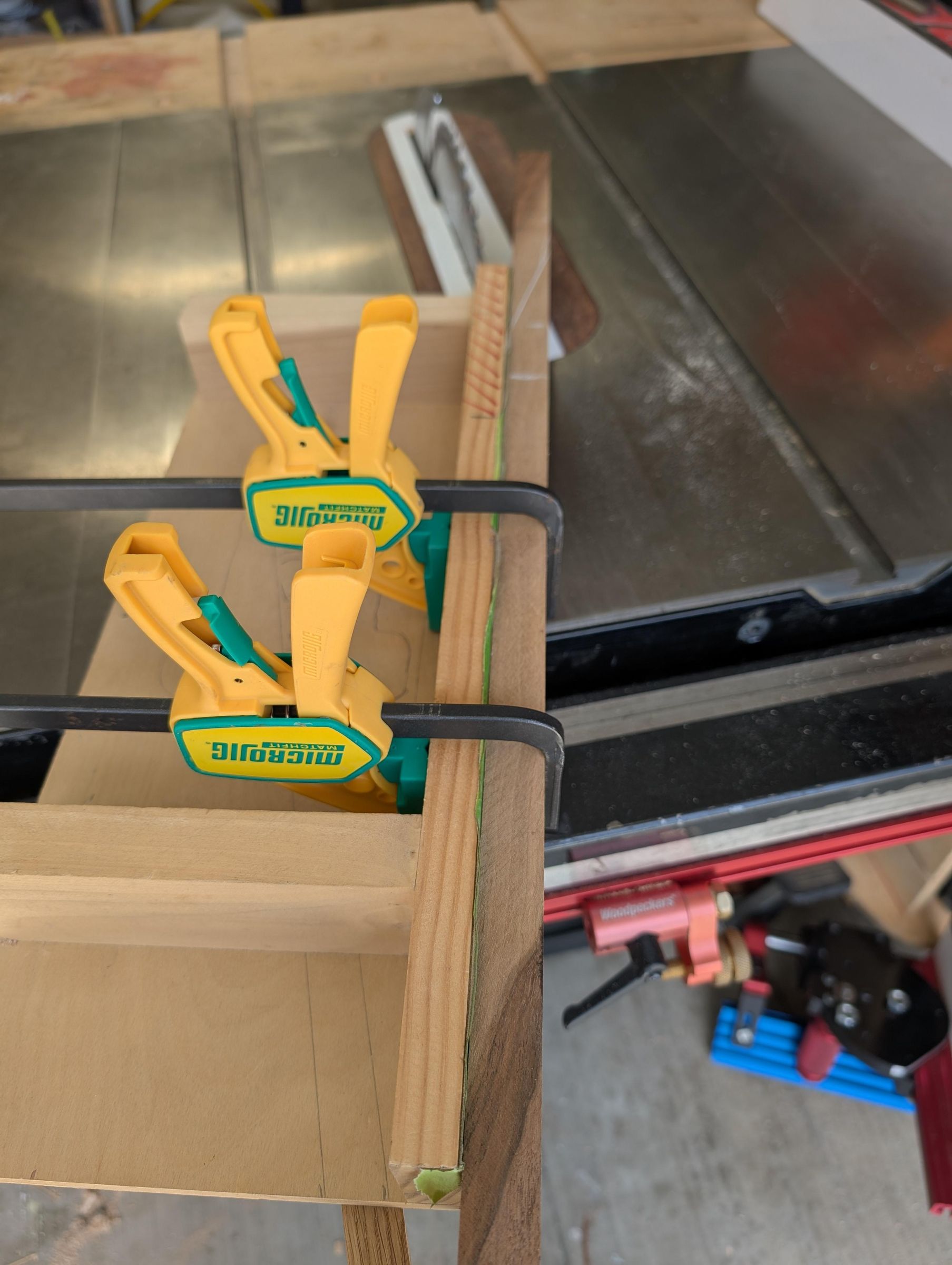 Cut & Glue the Scarf Joint