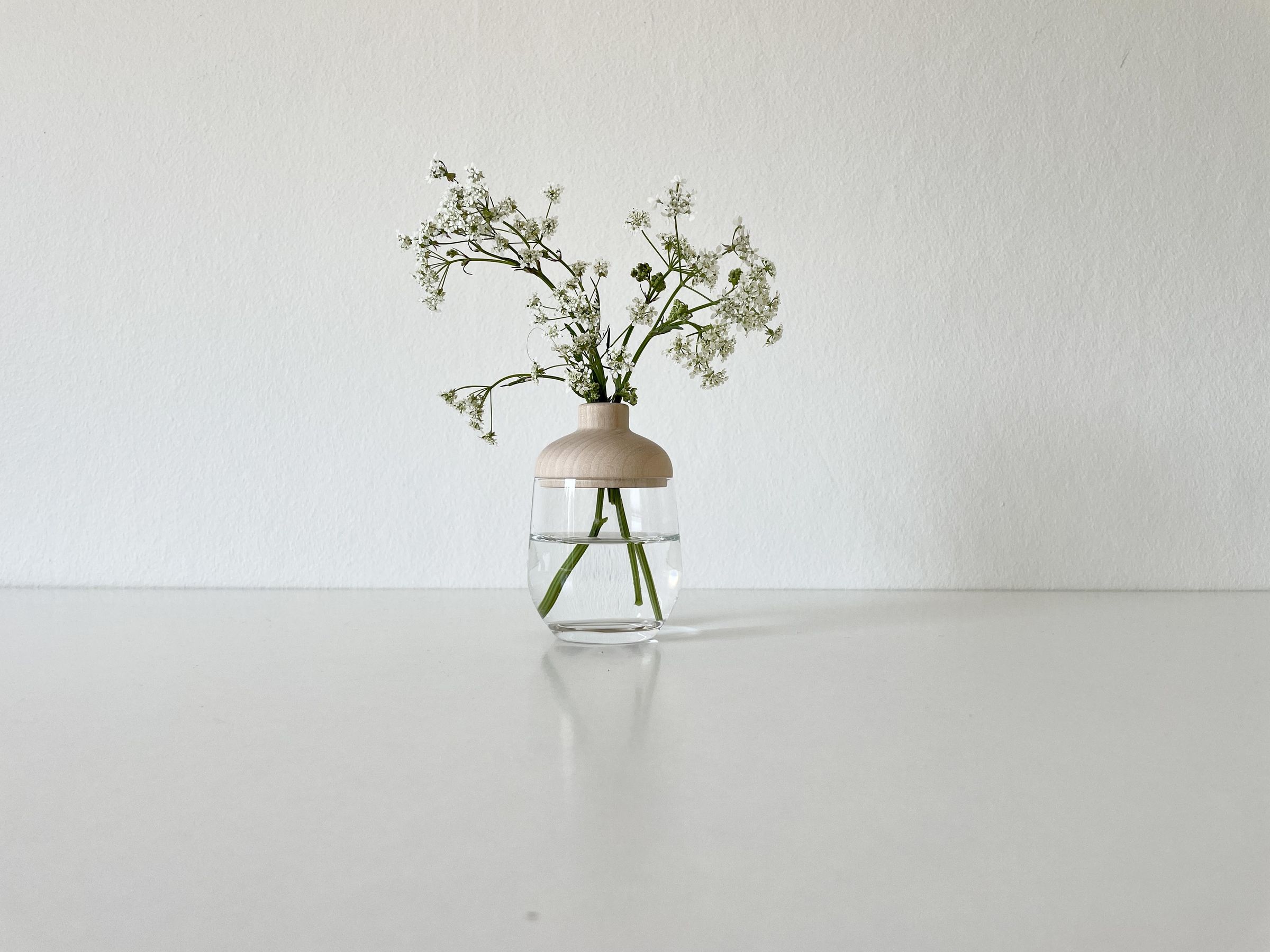 Turn/reuse Your Glasses in to Vases 9 Steps (with Pictures