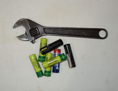 Adjustable Battery Pile