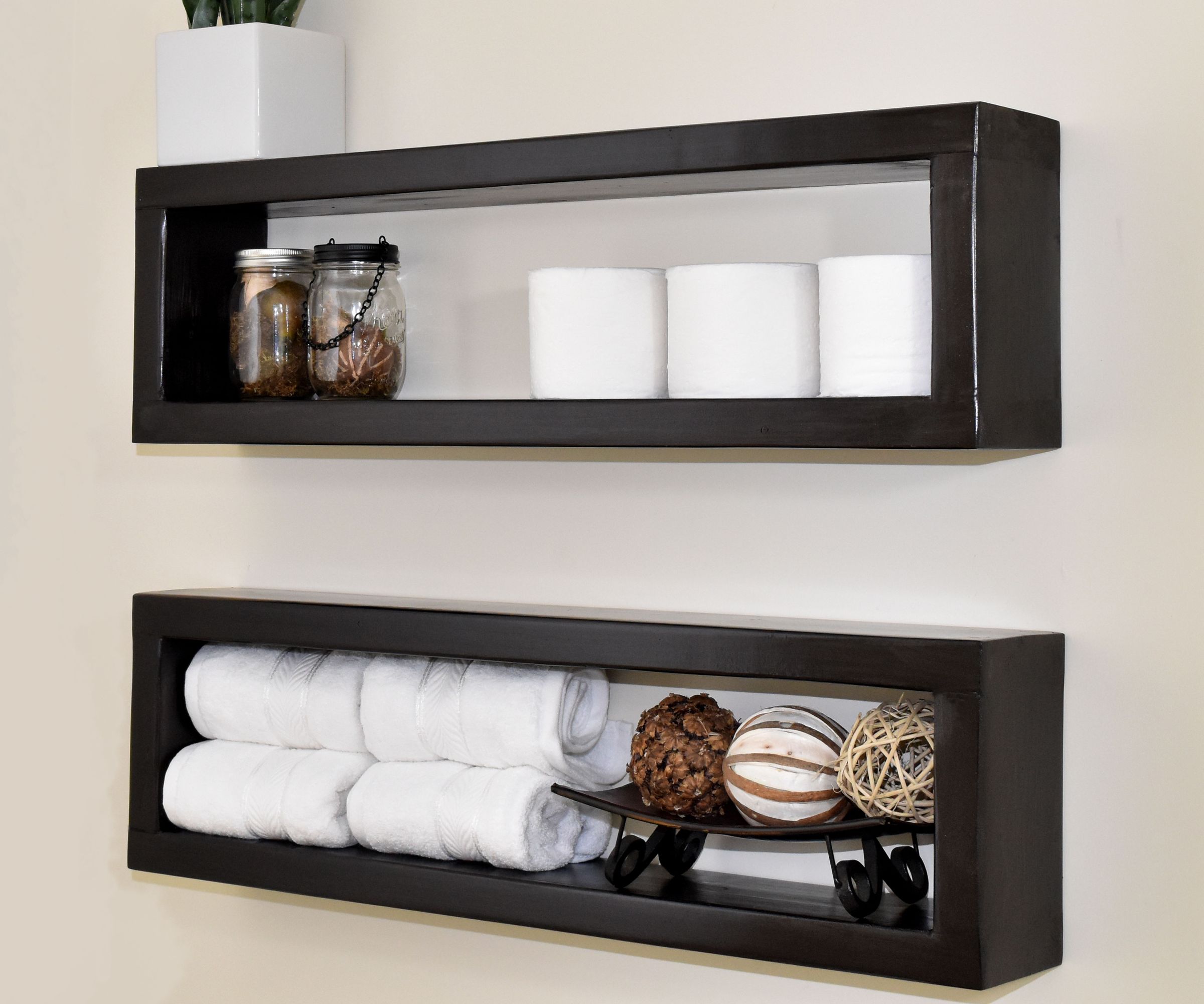 How to Make a $7 Floating Shelf  