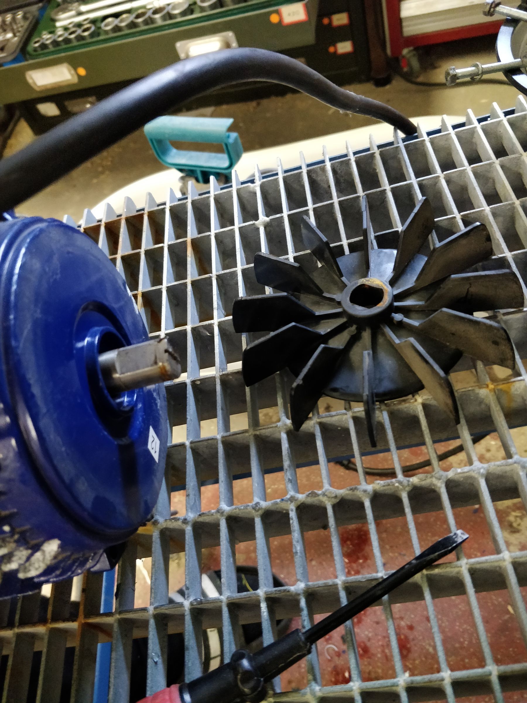 Restoring Seized Pool Water Pump (with Pictures) 10 Steps Instructables