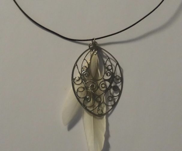 Super Simple Wire Necklace