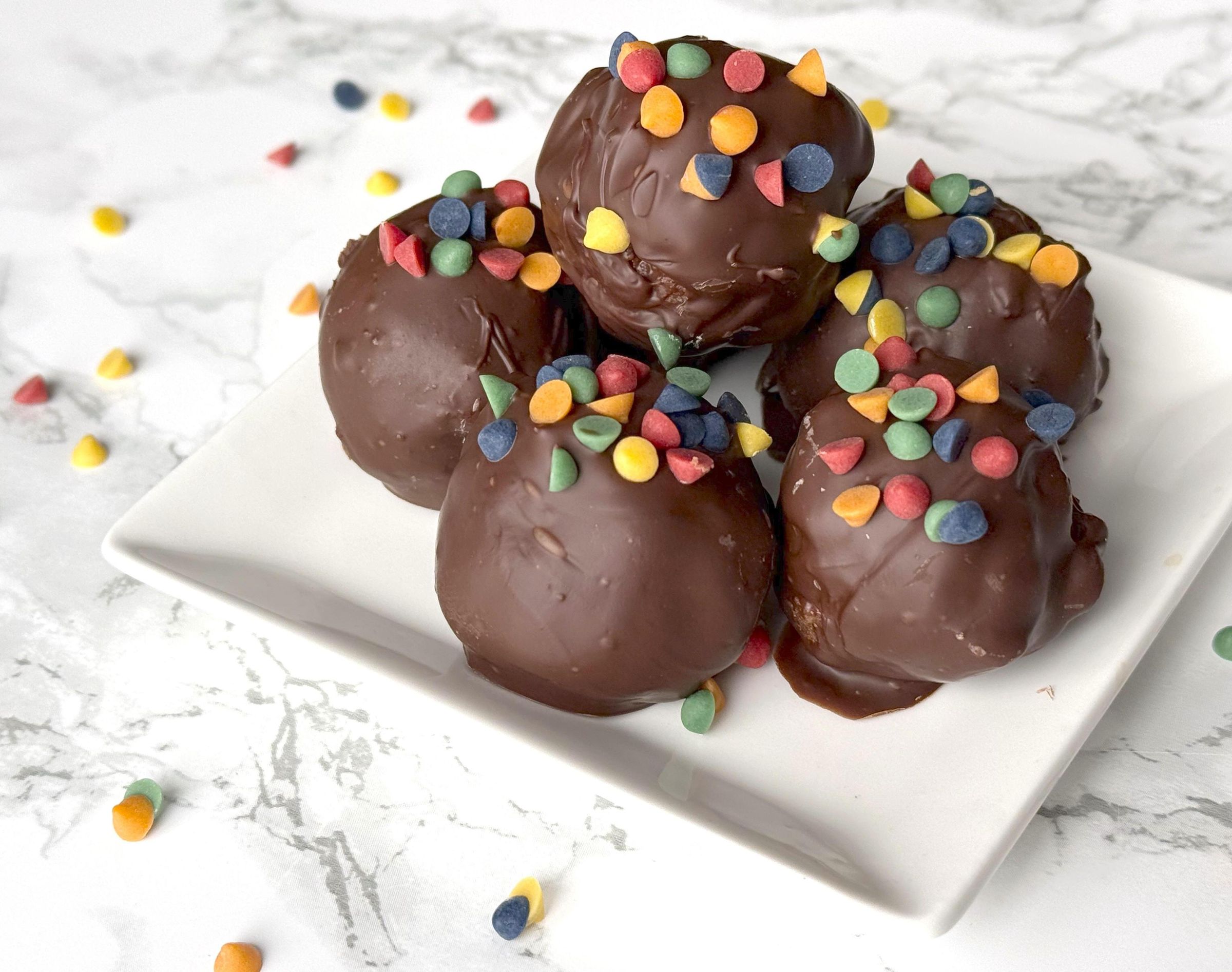 Cookie Pops & Truffles From Leftover Cookies