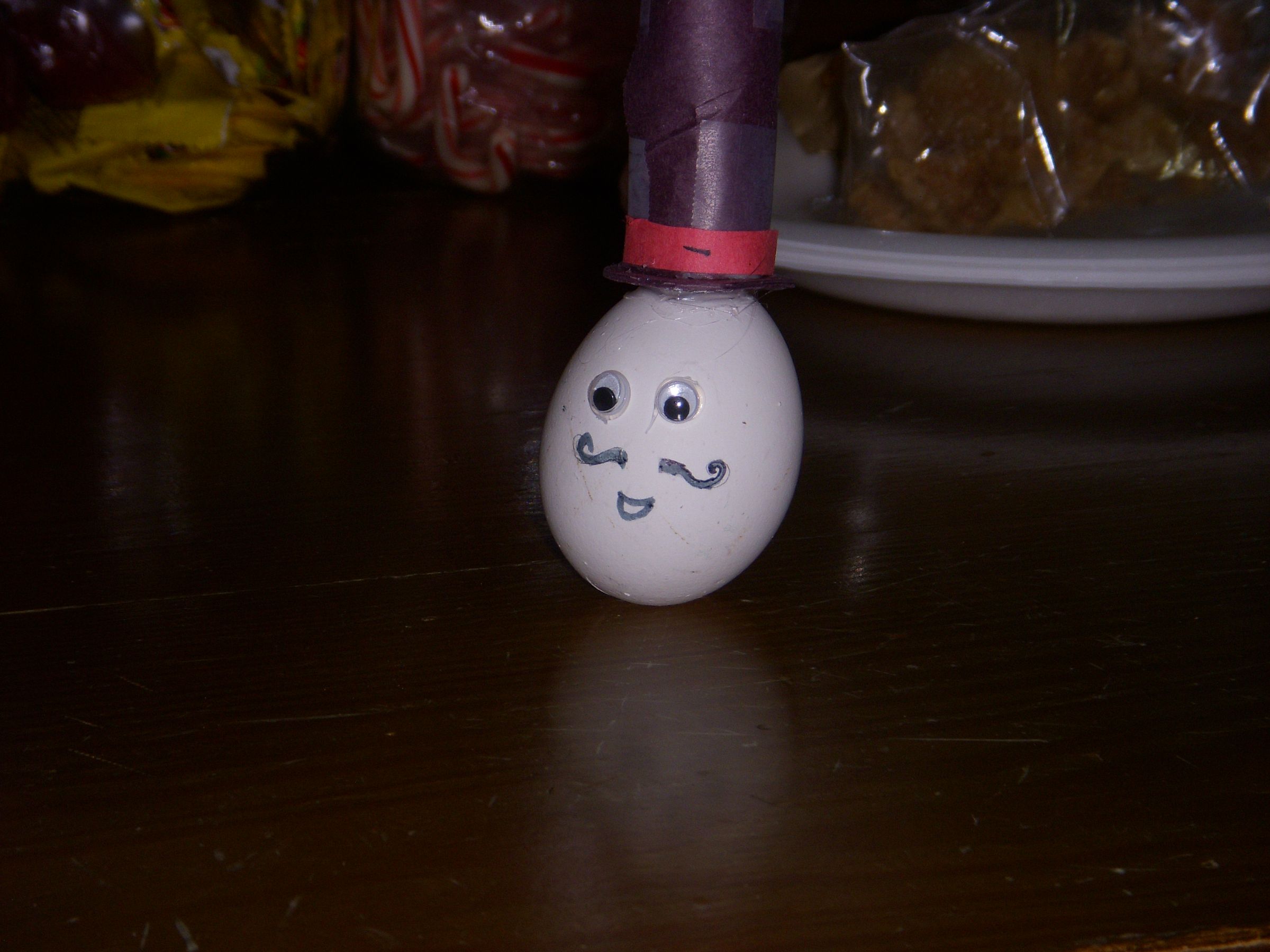HENry houdini- fun egg