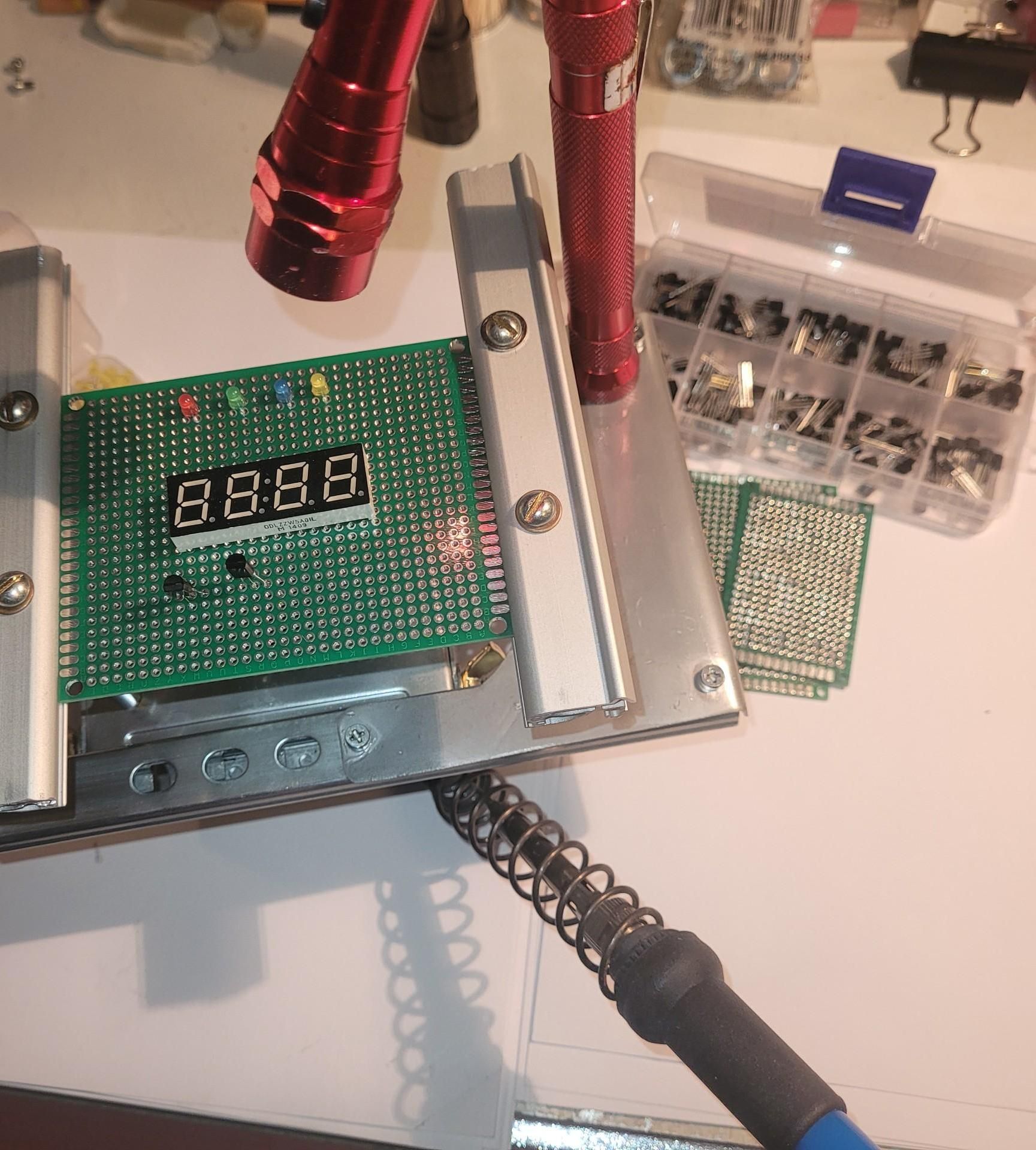 Magnetron PCB Holder