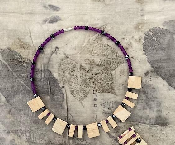 Jewelry Set From Waste Wood 
