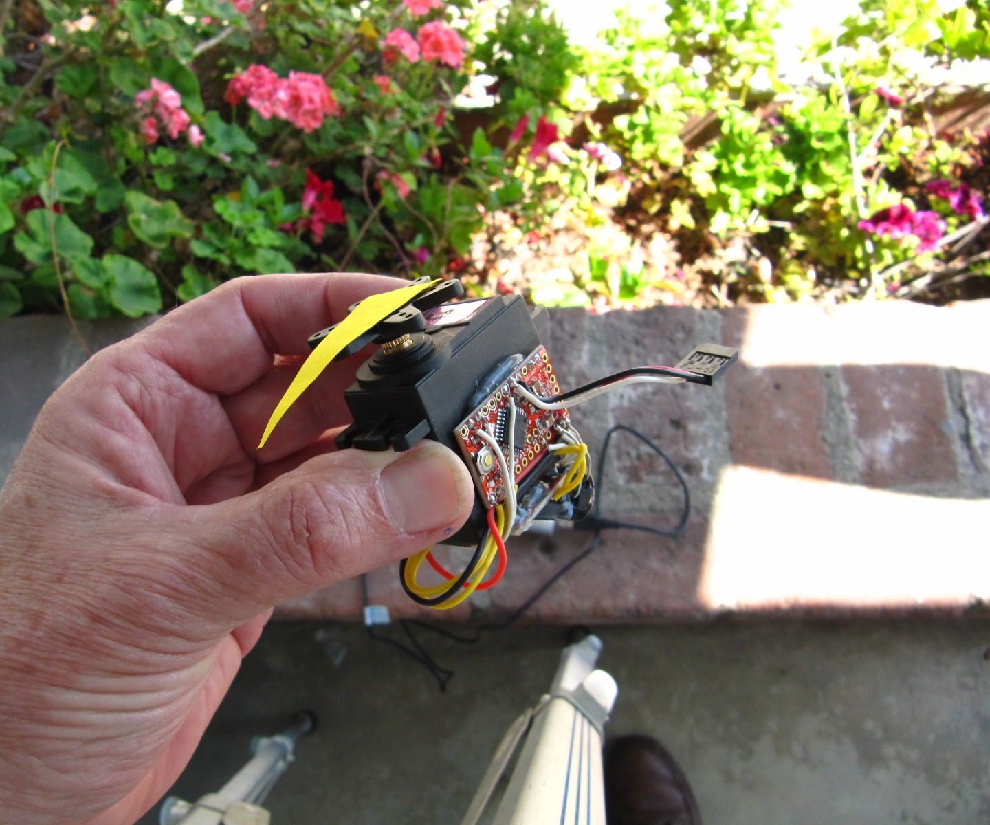 359 Degree Servo Modification