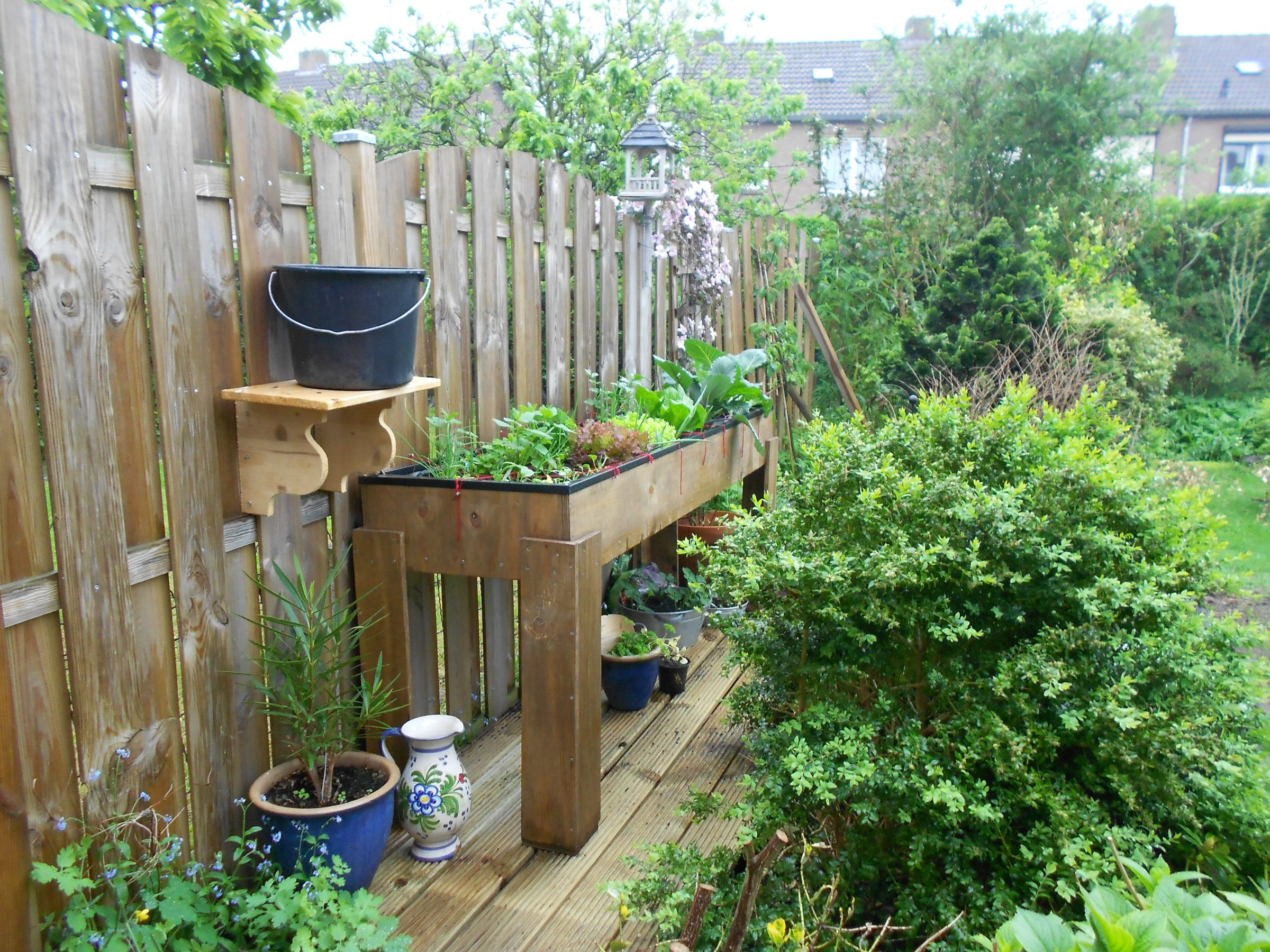 How to Make a Tablegarden for Seniors?