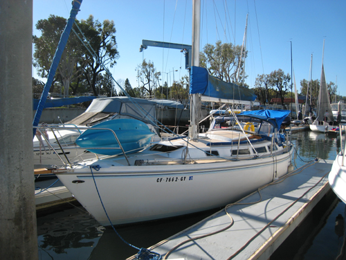 1981 Catalina 30' Sailboat Basic Operations Manual