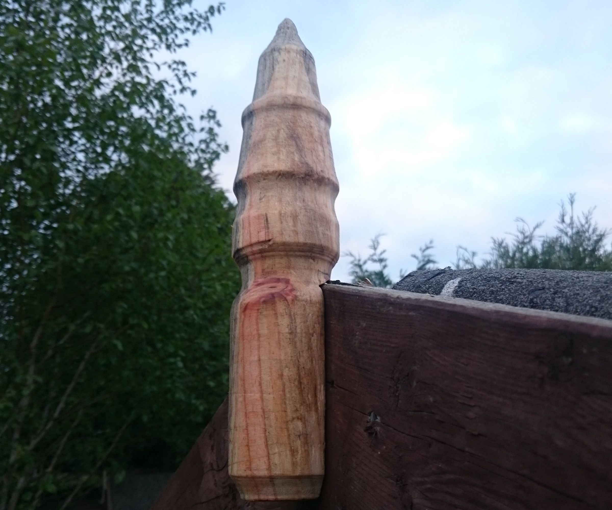 Pallet Wood Finial Using the Benchtop Spring Pole Lathe