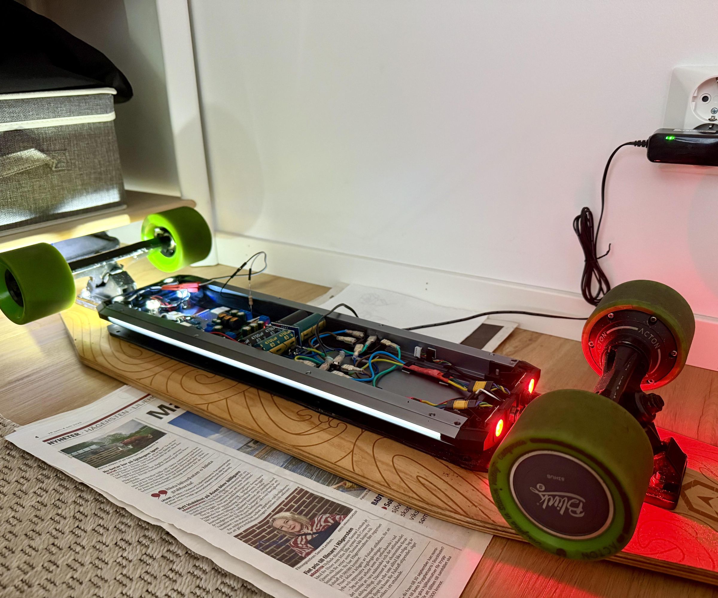Convert Acton Blink S2 Electric Skateboard Into an Inefficient, Heavy and Loud Electro-mechanical Lamp