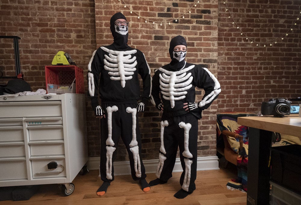 Skeleton Sweatsuit Halloween Costume : 7 Steps (with Pictures) - Instructables skeleton-sweatsuit-halloween-costume-7-steps-with-pictures-instructables