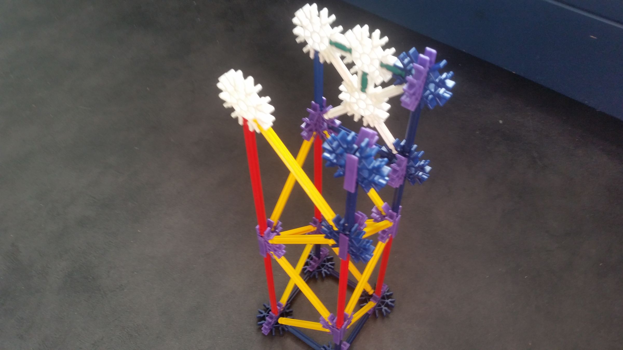 K'nex Micro Chainsaw Lift : 3 Steps - Instructables