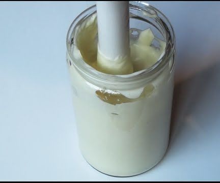 How to Make Creamy Homemade Mayonnaise in 2 Minutes!