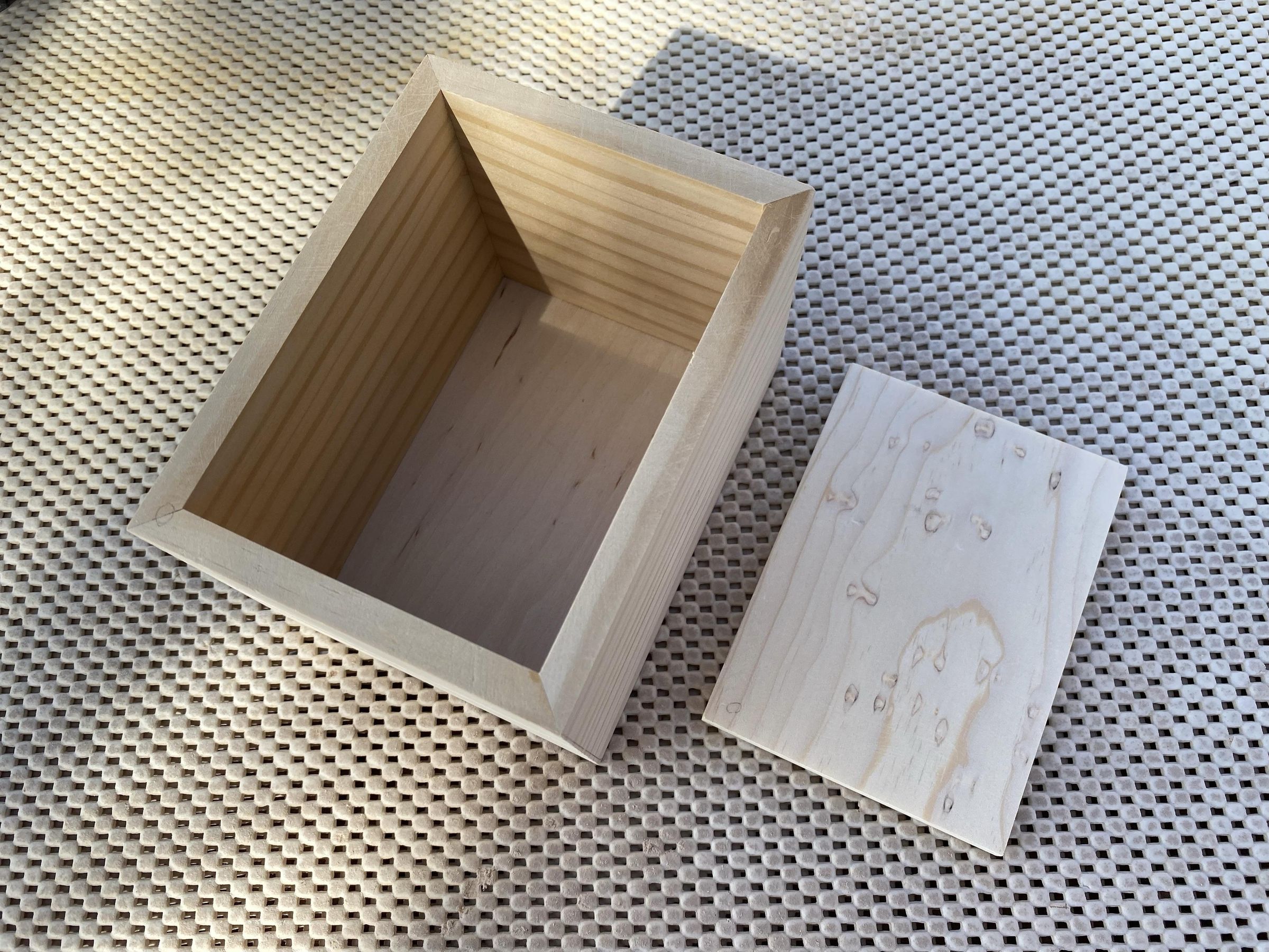 Suspended Box Lid 7 Steps (with Pictures) Instructables