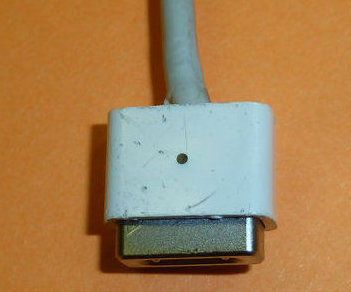 3D-printed Strain Relief for Apple 60W Magsafe Power Supply