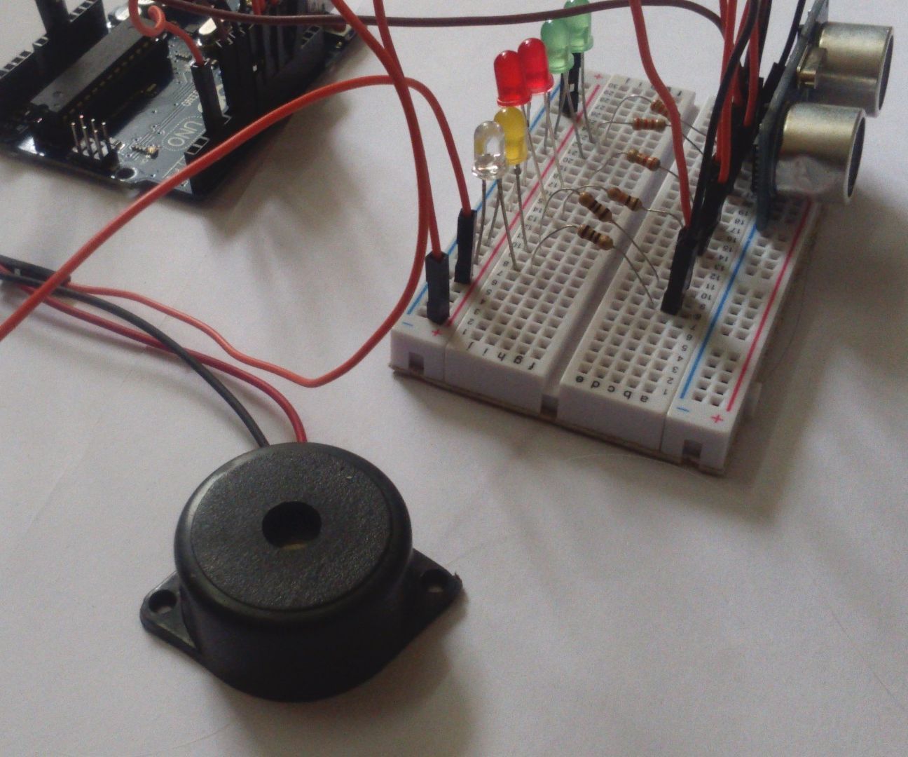 ARDUINO DISTANCE BUZZER