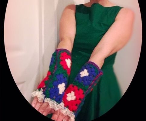 Ugly Sweater Finger-less Mittens