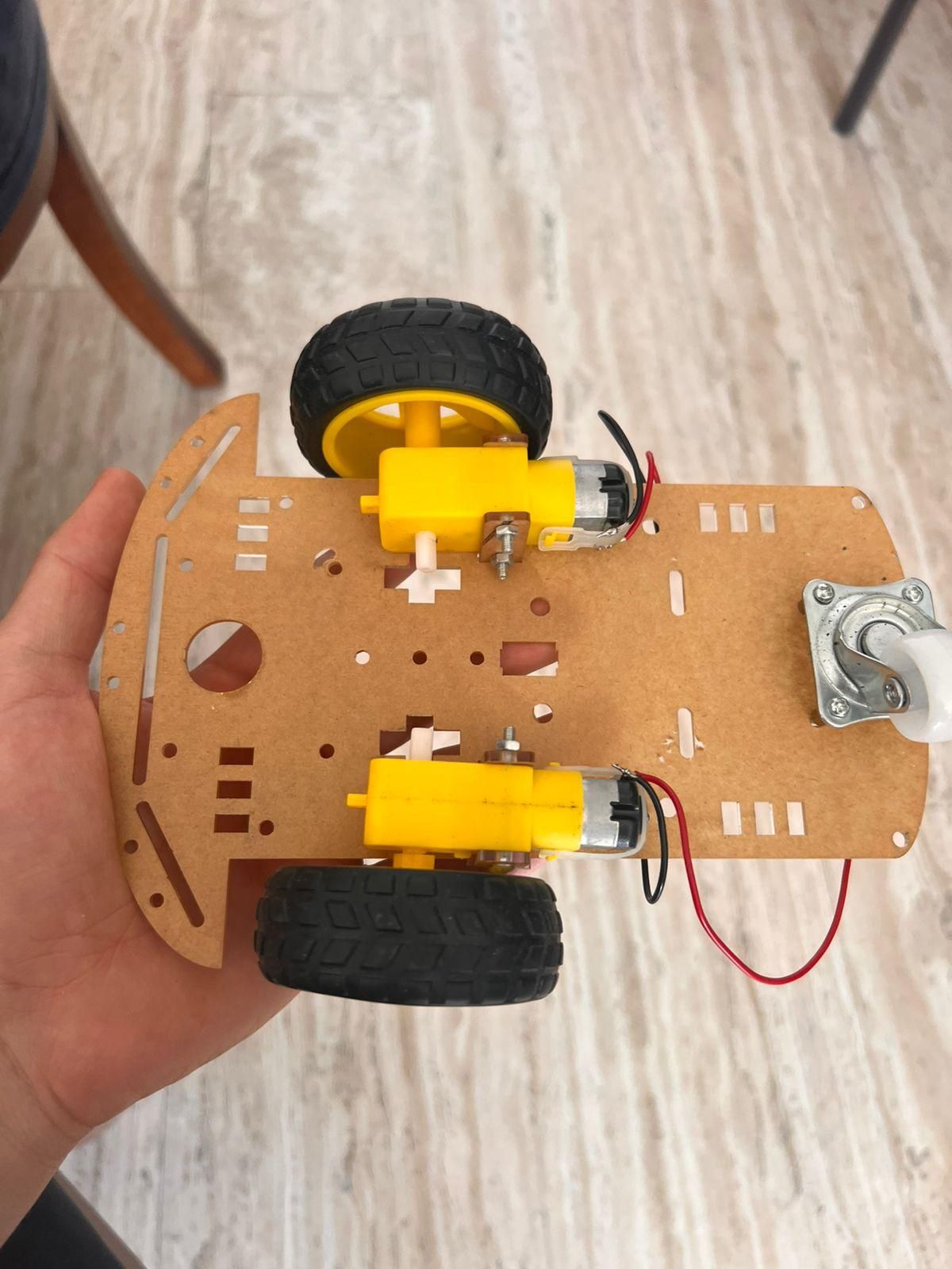 Carrito Recogedor De Pelotas-Arduino UNO : 9 Steps - Instructables