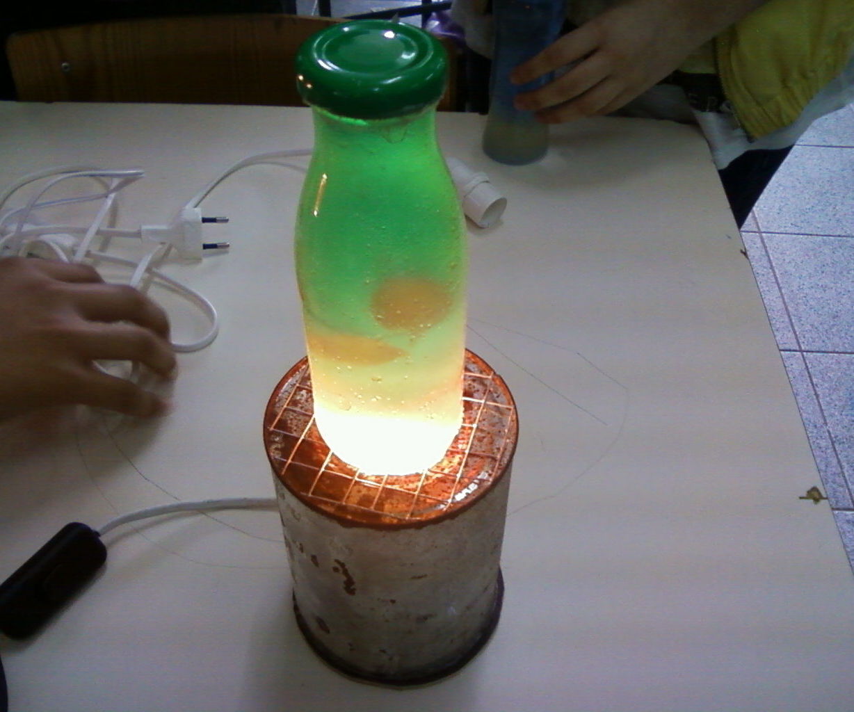 Candeeiro de lava sem alka-seltzer