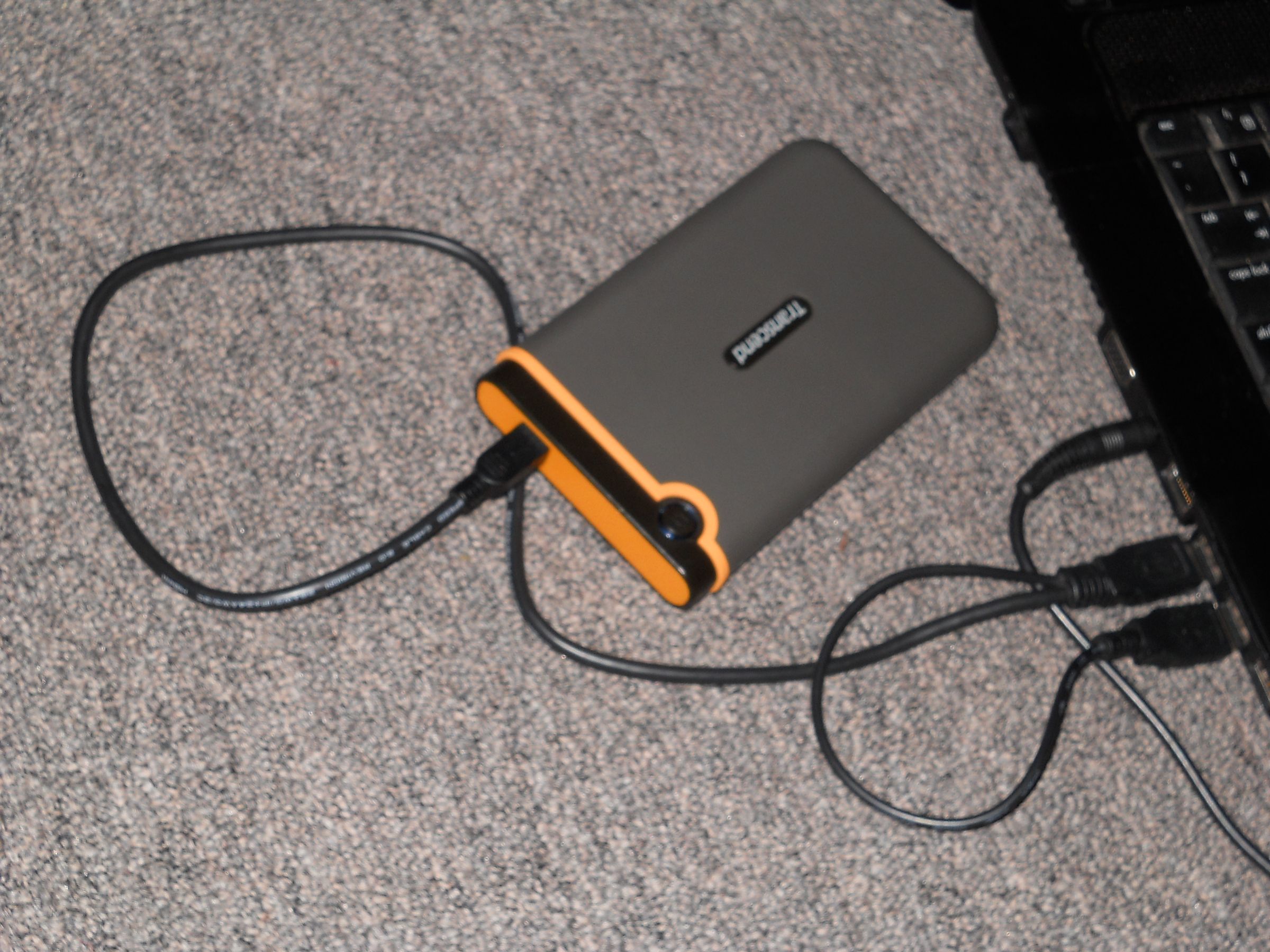 External Drive "Harness" for Laptops