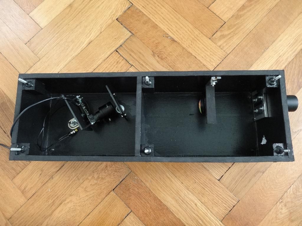 A Homemade camspectrometer for Emission and Absorption Spectra 4