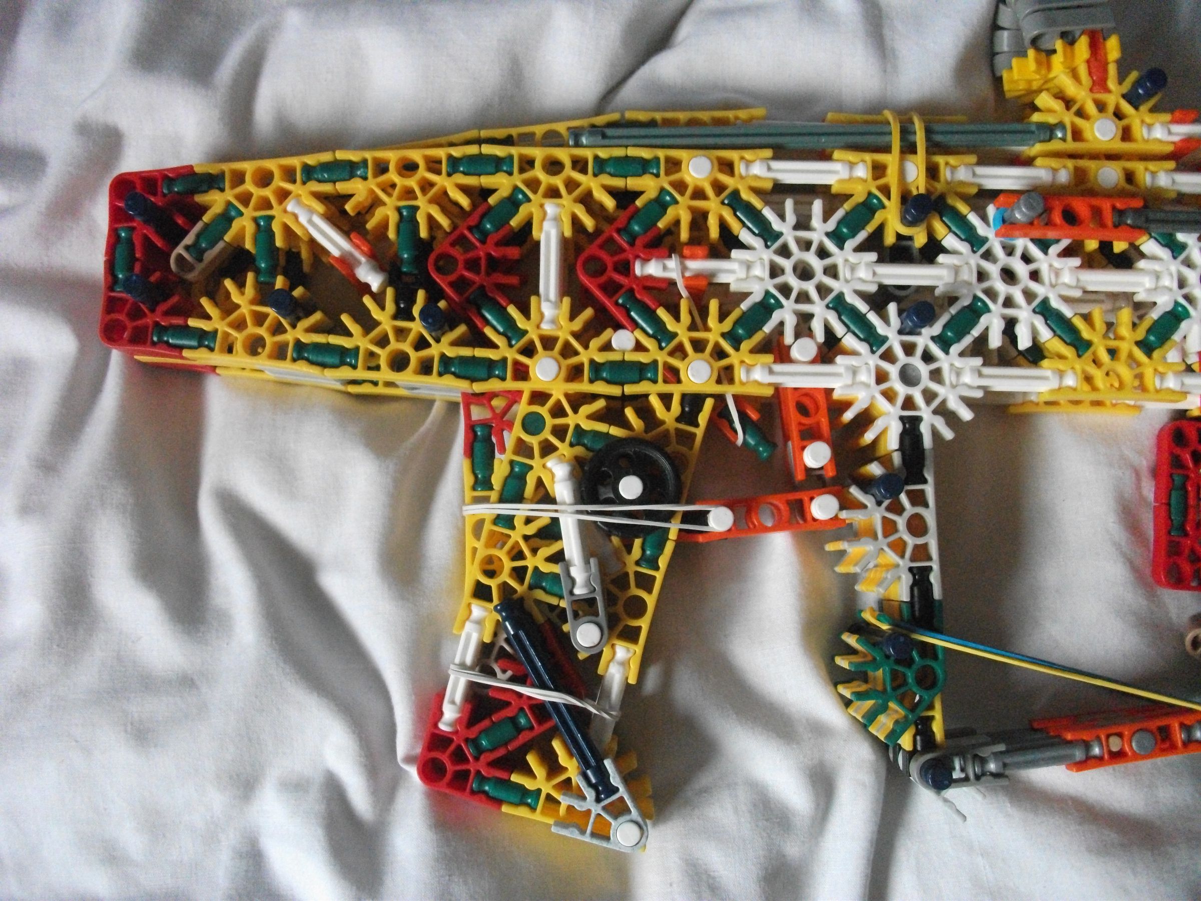 Knex Lancer Assault Rifle - Instructables