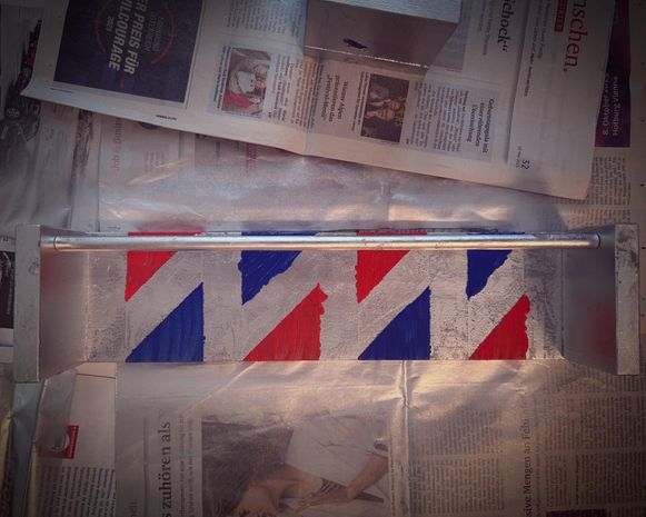 How to Paint Furniture for Upcycling : 7 Steps - Instructables
