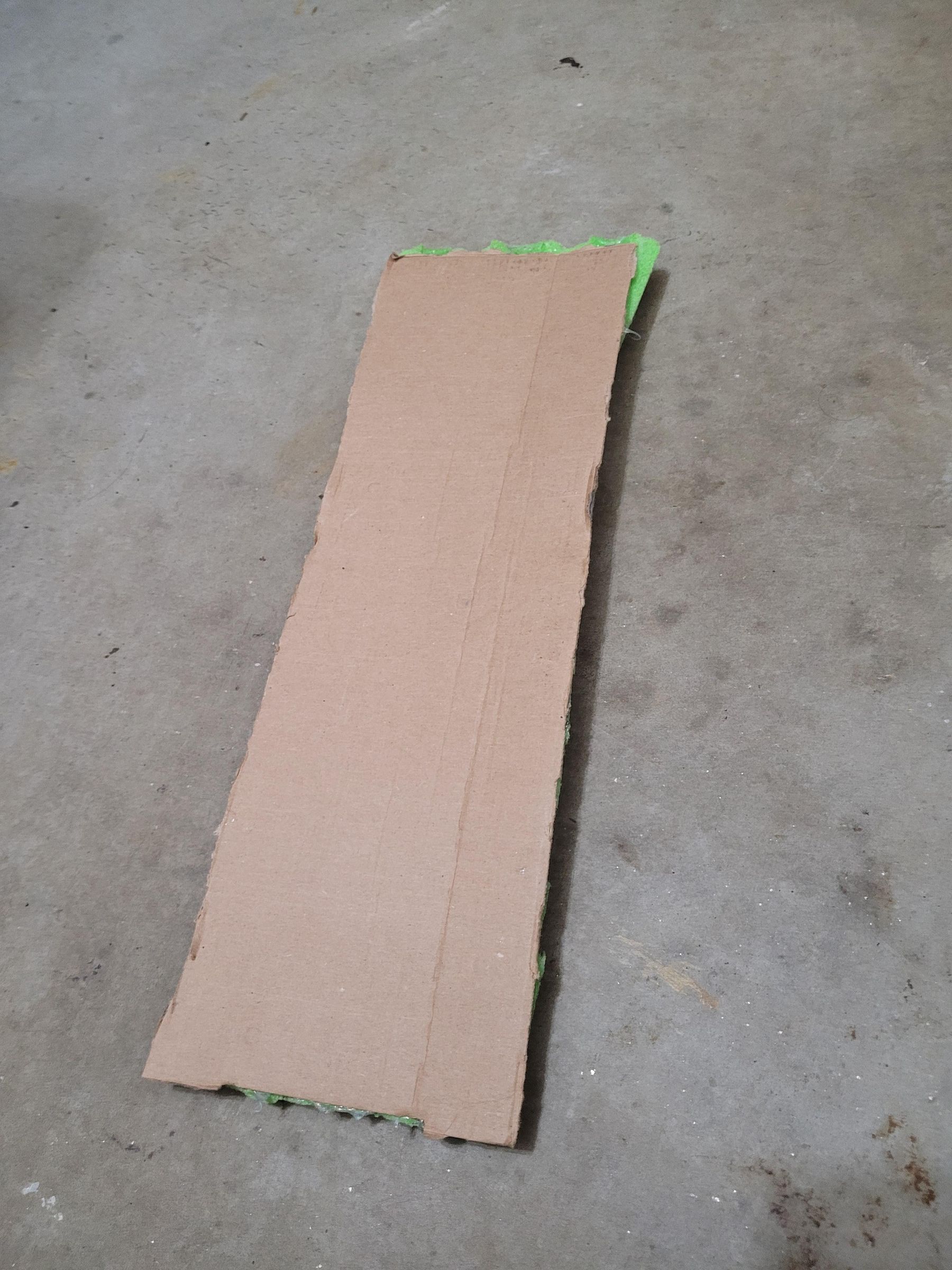 8 Foot Tall Skeleton From PVC, Pool Noodles, and Spray Foam 8 Steps