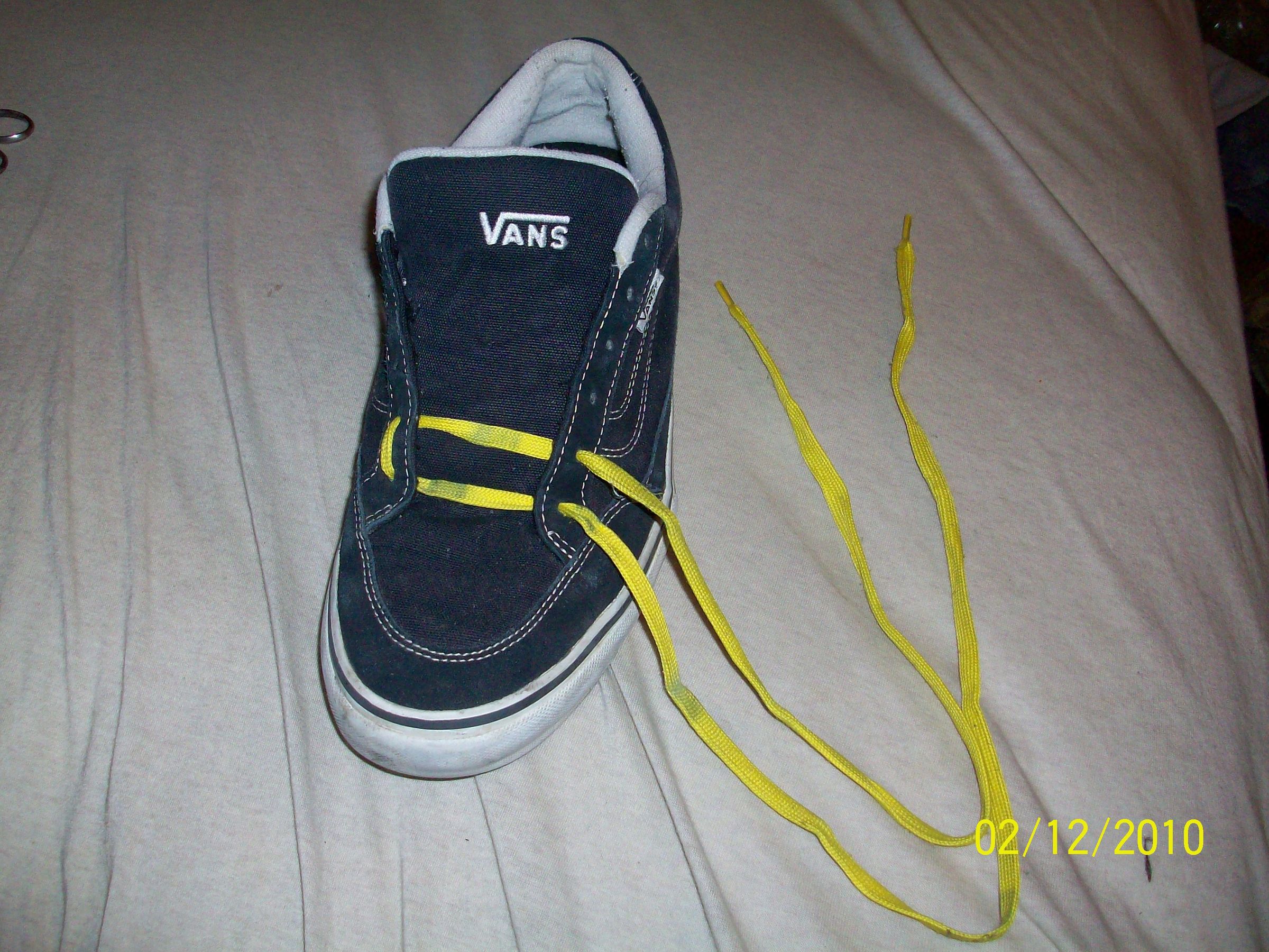 Reuse Bike Inner Tubes for Shoelaces (and Bonus Lacing Idea) 11