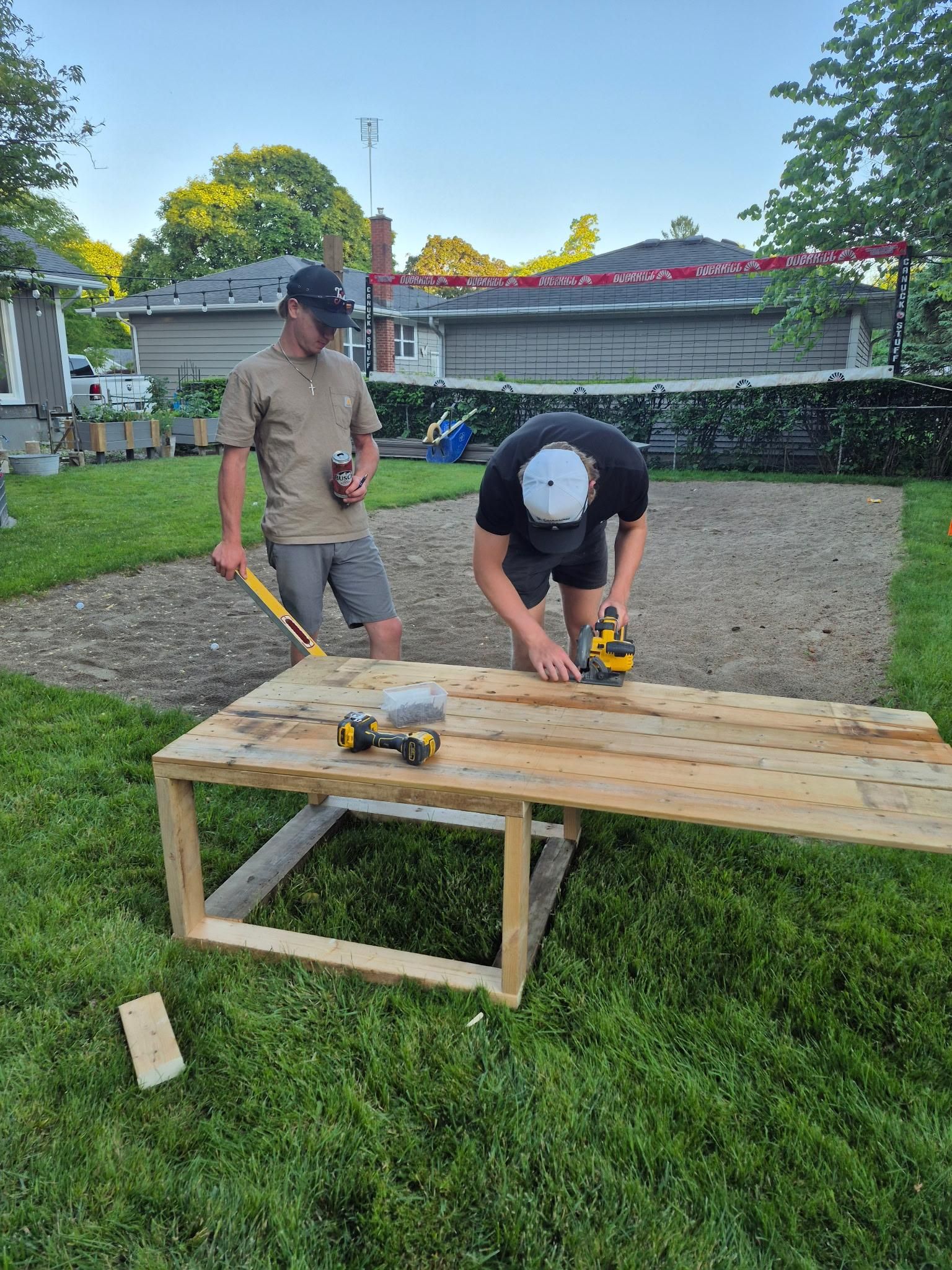 Attaching the Outer Boards