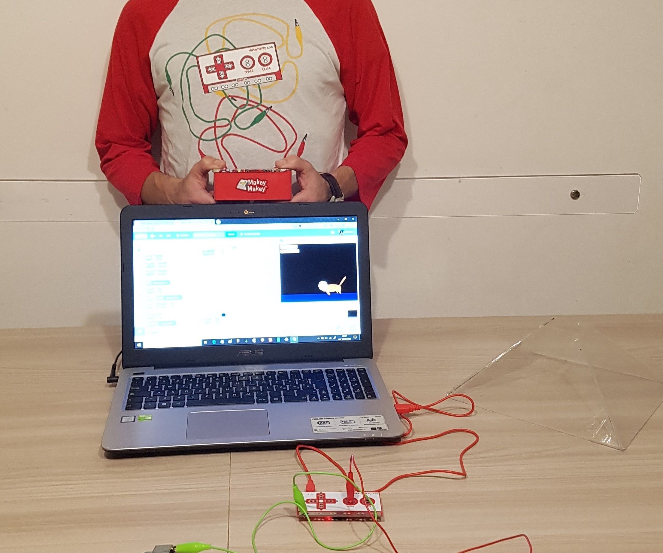 Set Your Gravity (Gravità) - Hologram (Ologramma)