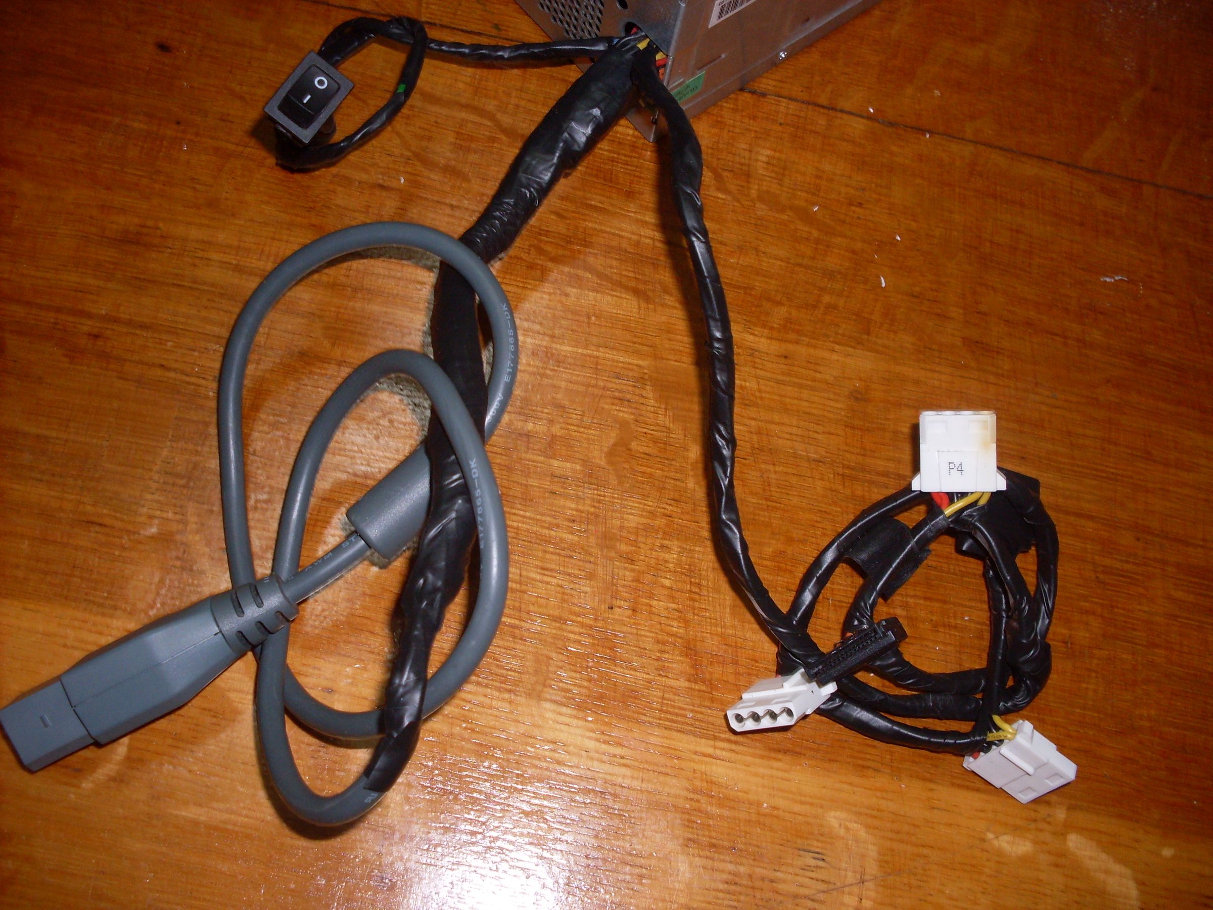 ATX Power Supply for an Xbox360 and Xbox 360 Cooling Mod! 3 Steps