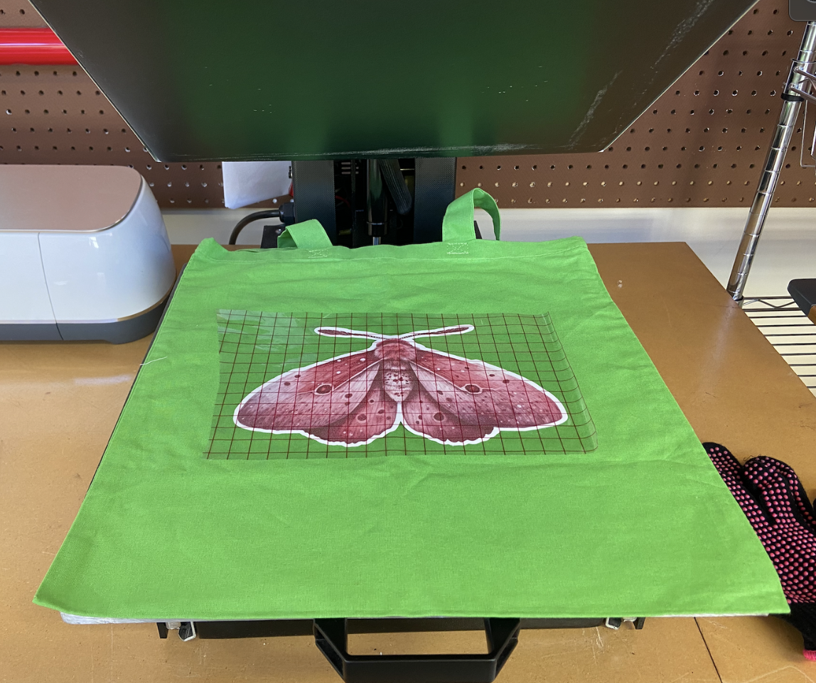 Print and Cut Heat Transfer Vinyl Using Cricut : 22 Steps (with ...