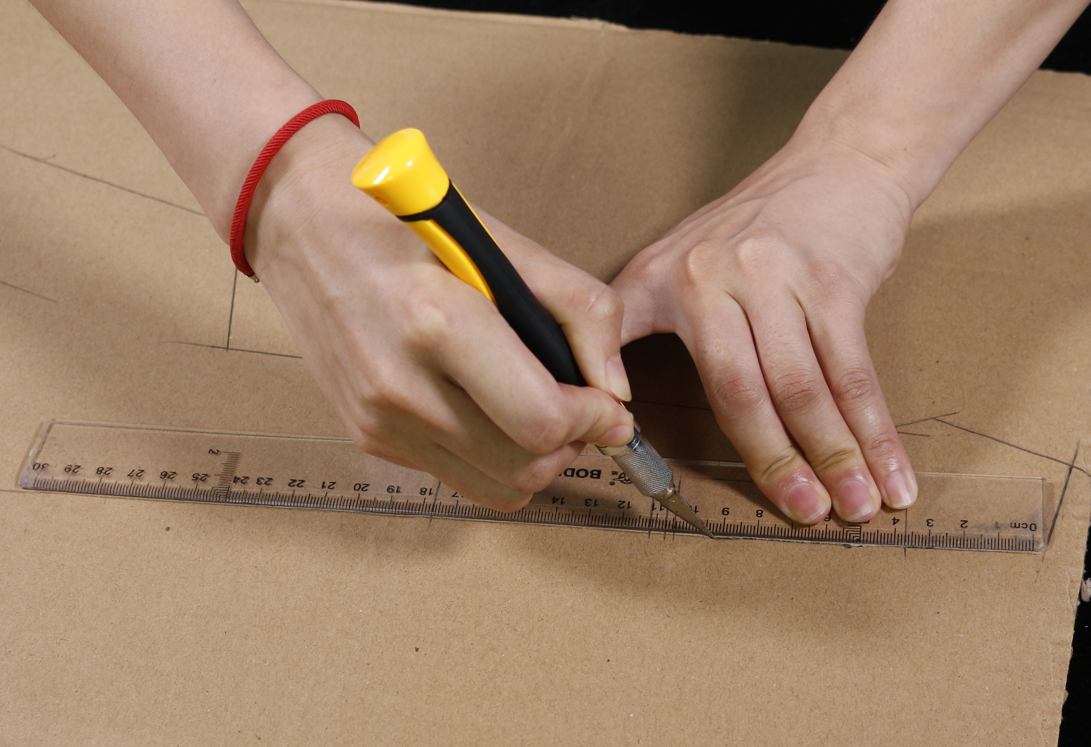 How to DIY a Playable Keytar With Cardboard 10 Steps (with Pictures