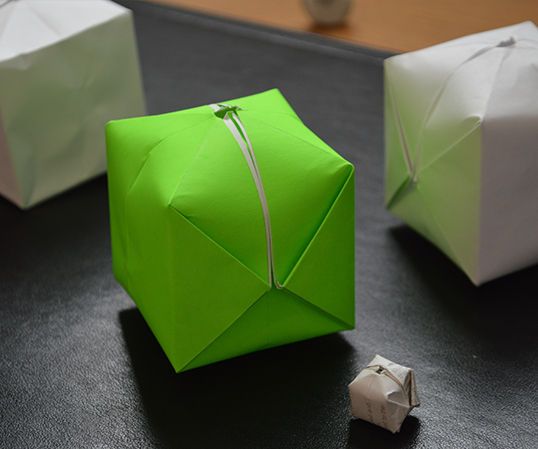 How to Make a Paper Balloon