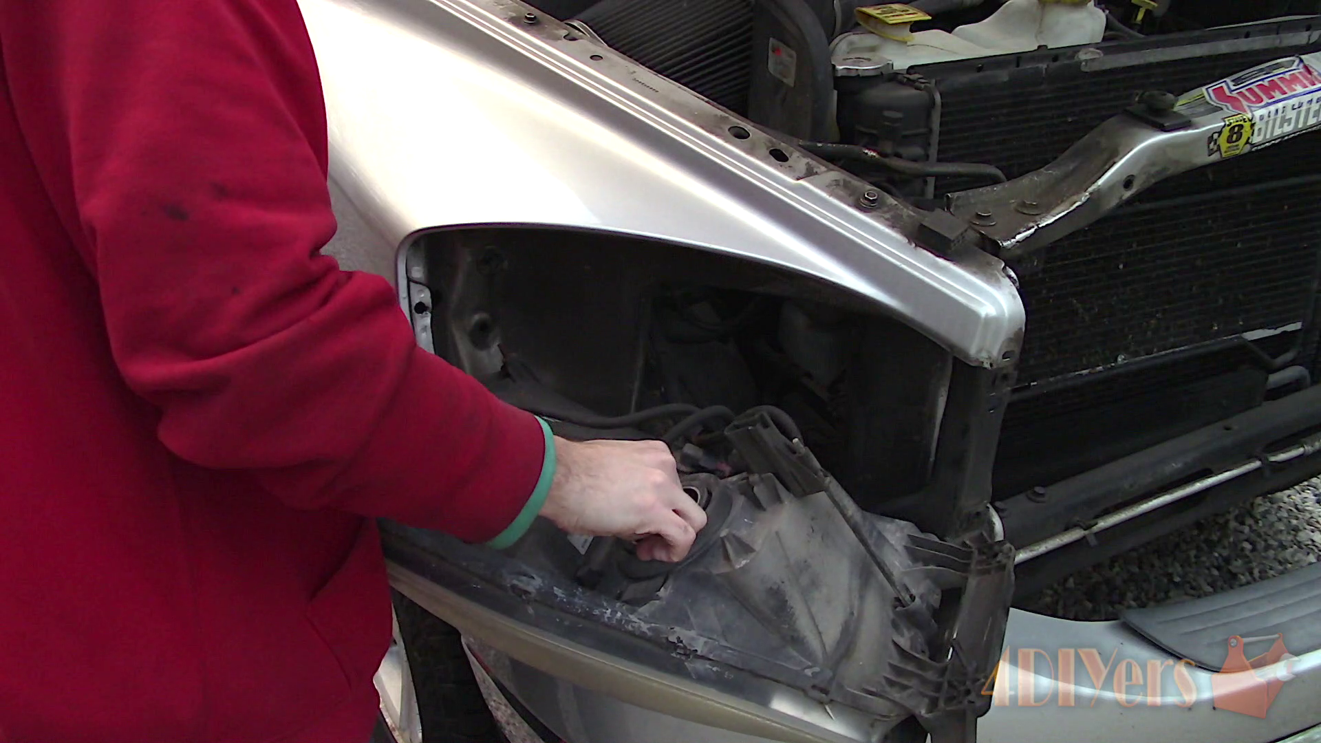 How to Restore Faded Hazy or Yellowing Headlights by Wet Sanding and Polishing 13 Steps (with