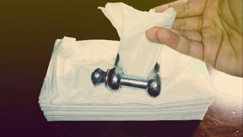 Minimal Tissue Holder