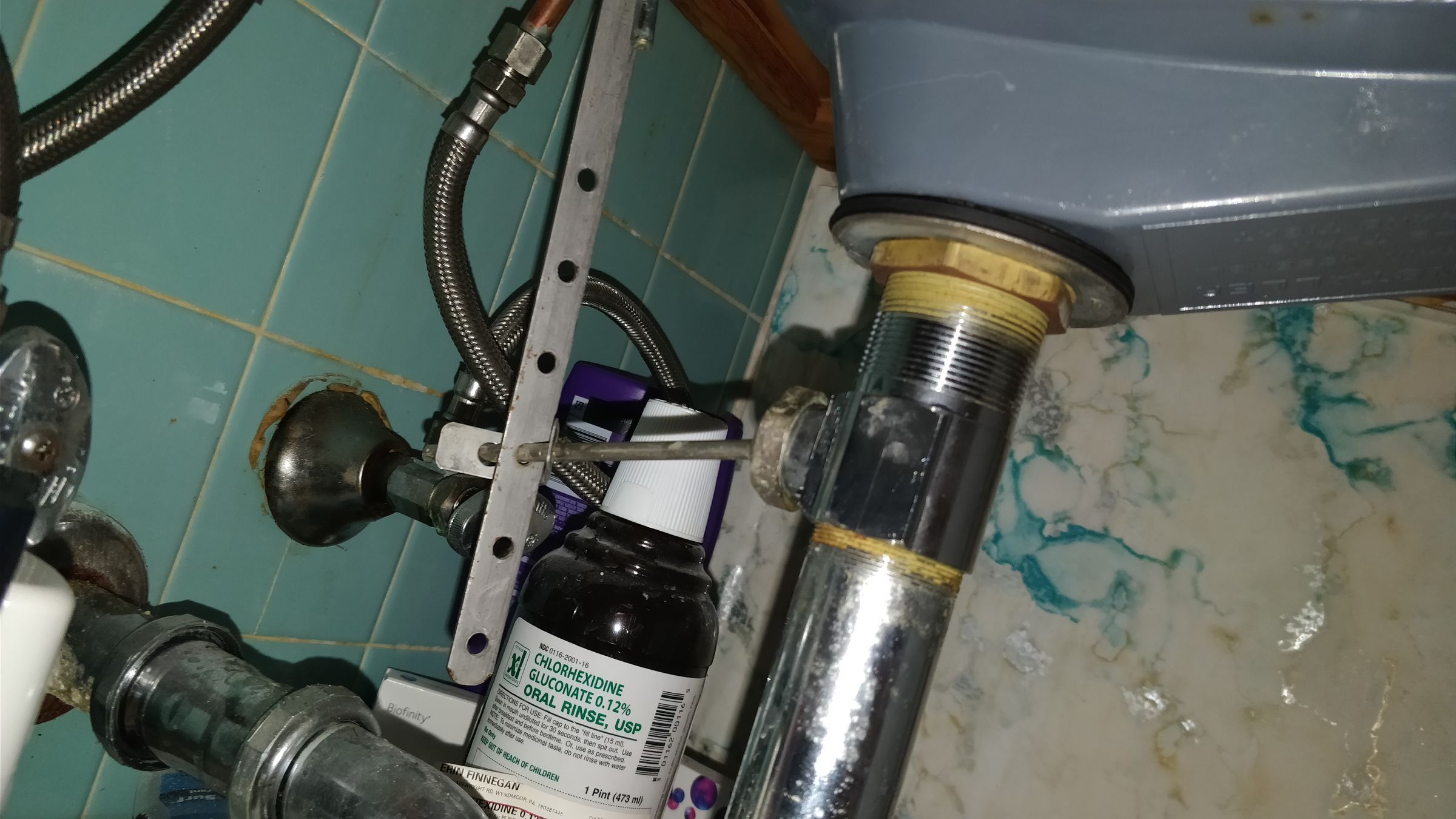 Basic Drain Unclogging (sink) With Baking Soda and Vinegar 5 Steps