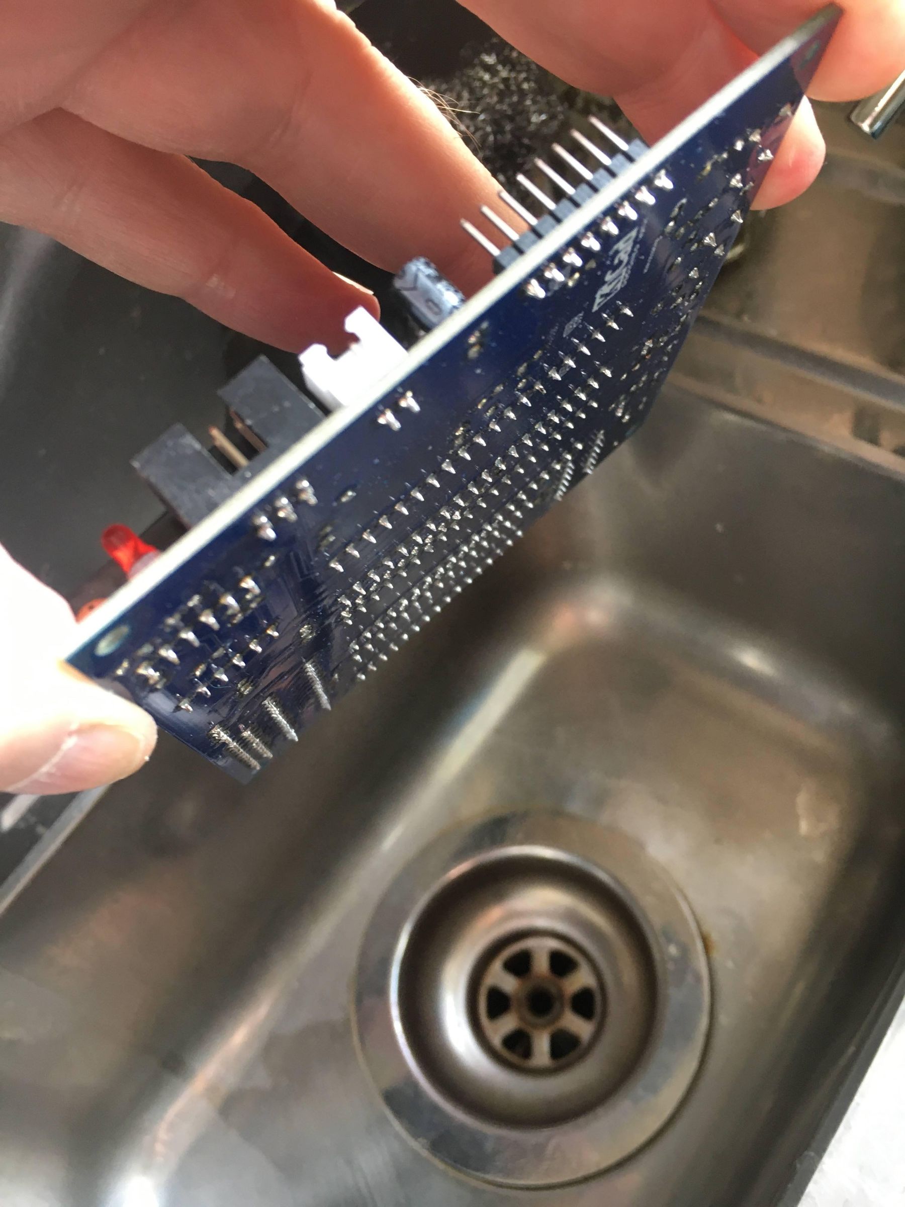 Cleaning Flux From a PCB 7 Steps (with Pictures) Instructables