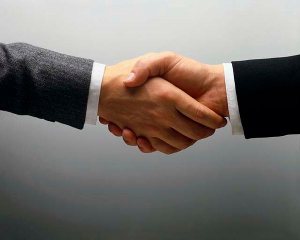 How to Shake Hands Properly