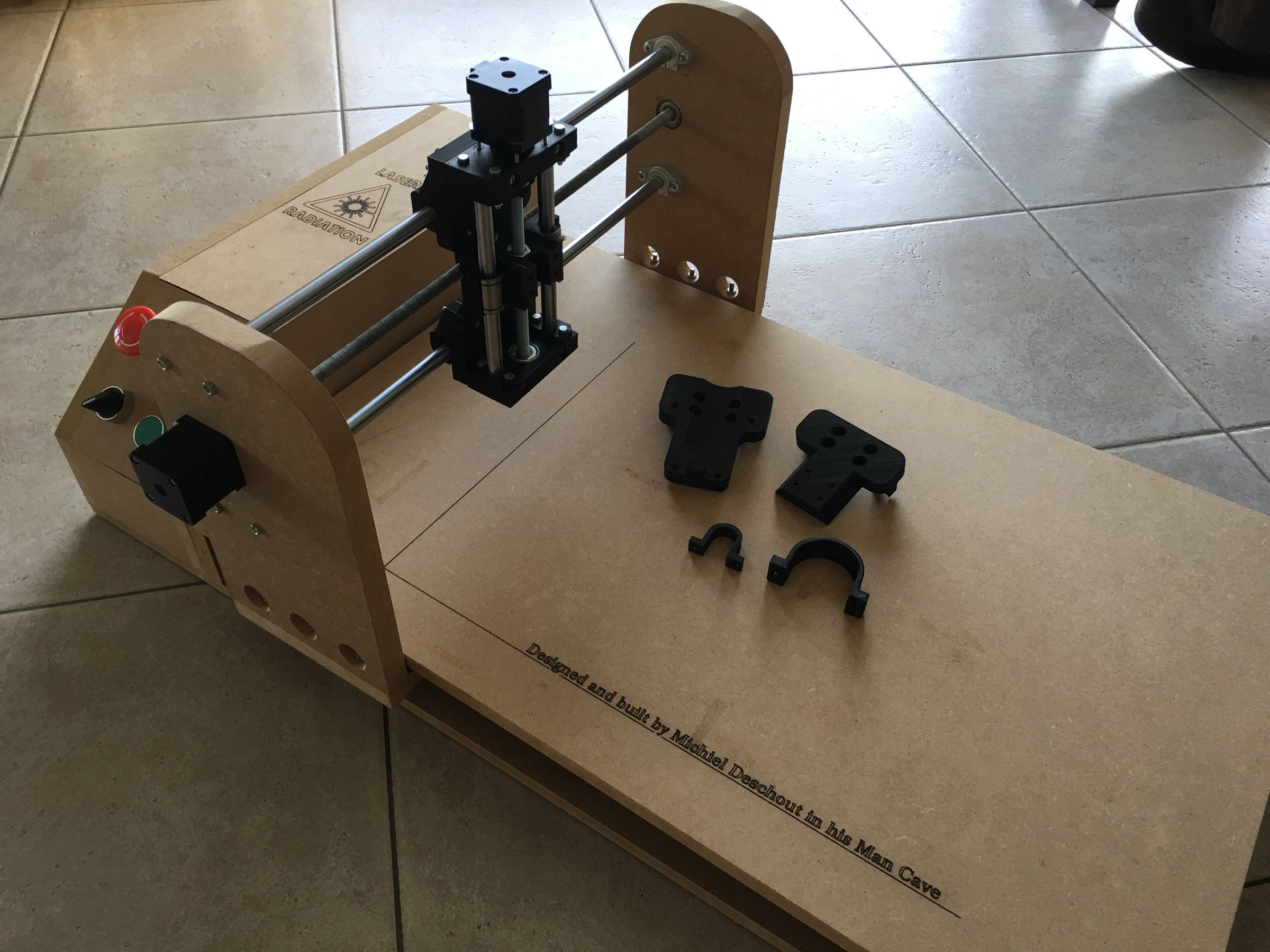 Make a Z-axis for Your Laser Engraver! : 4 Steps (with Pictures