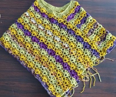 Winsome Poncho – Free Crochet Pattern & Video Tutorials