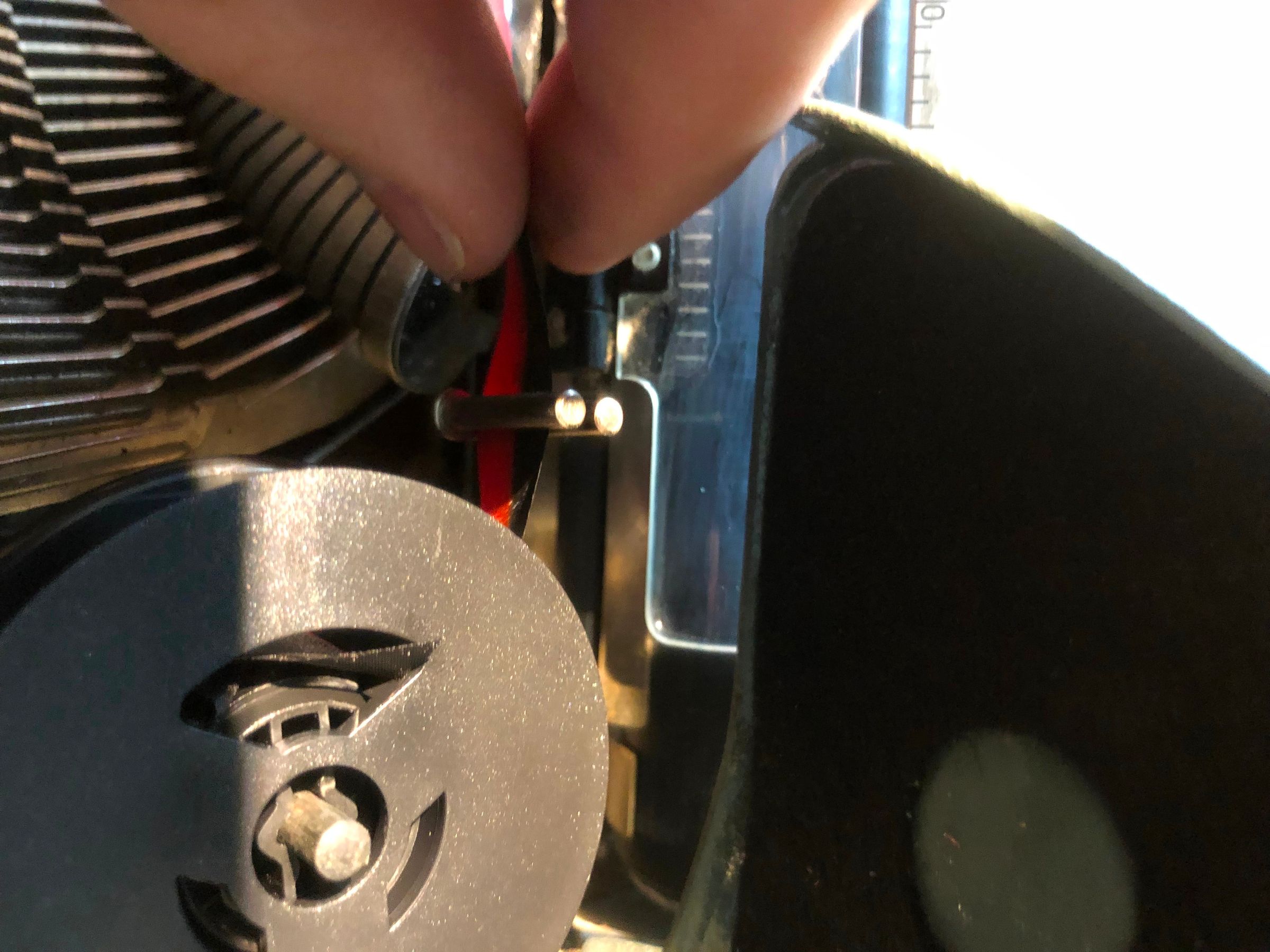 How to Change a Typewriter Ribbon : 8 Steps (with Pictures) - Instructables